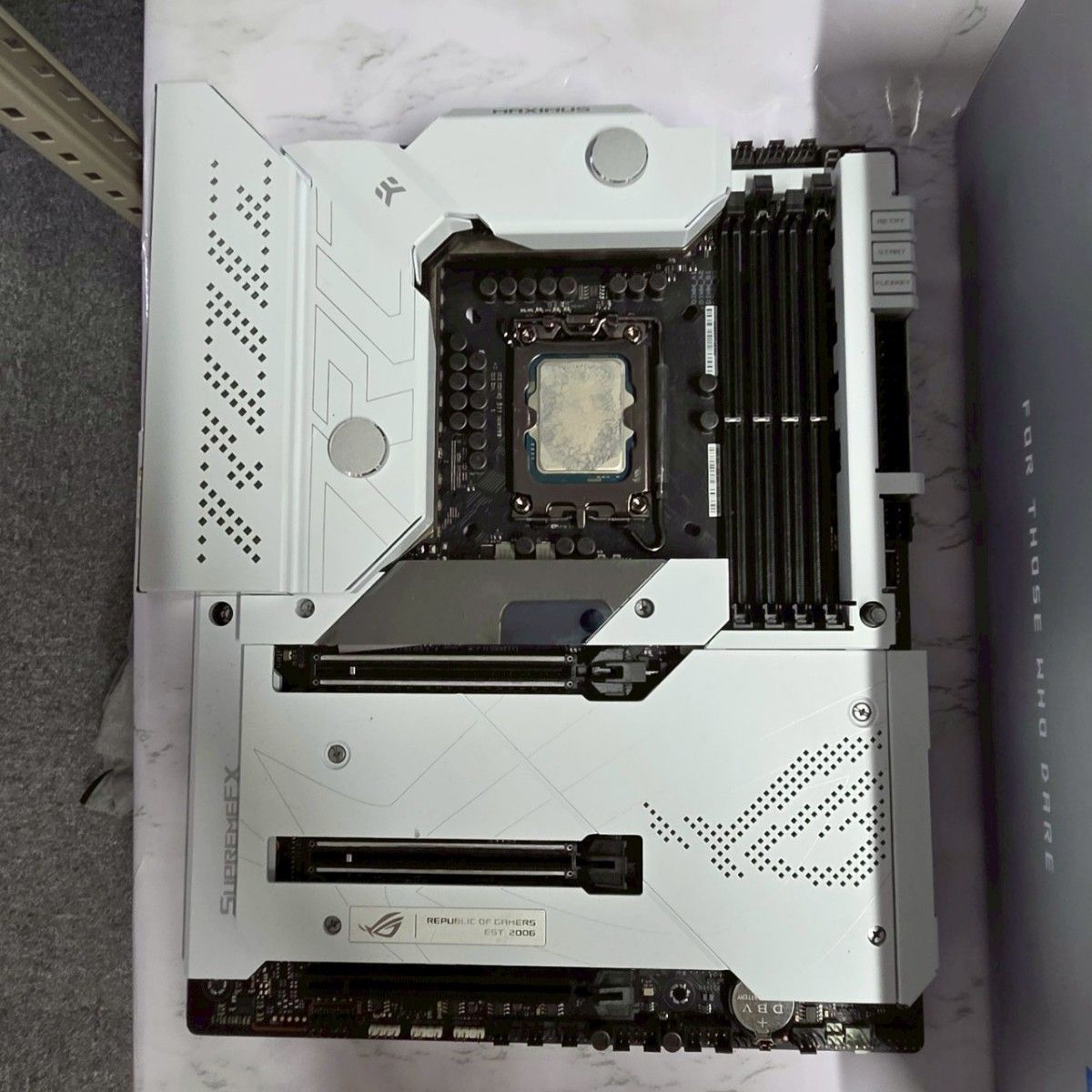 ASUS ROG MAXIMUS Z690 Formula Core i9 14900KS