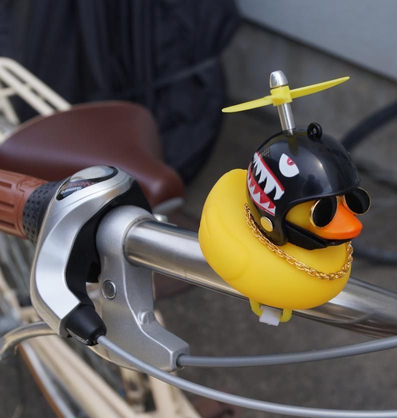 アヒル隊長 自転車 アヒル 光る インテリア バイク ヒヨコ - メルカリ