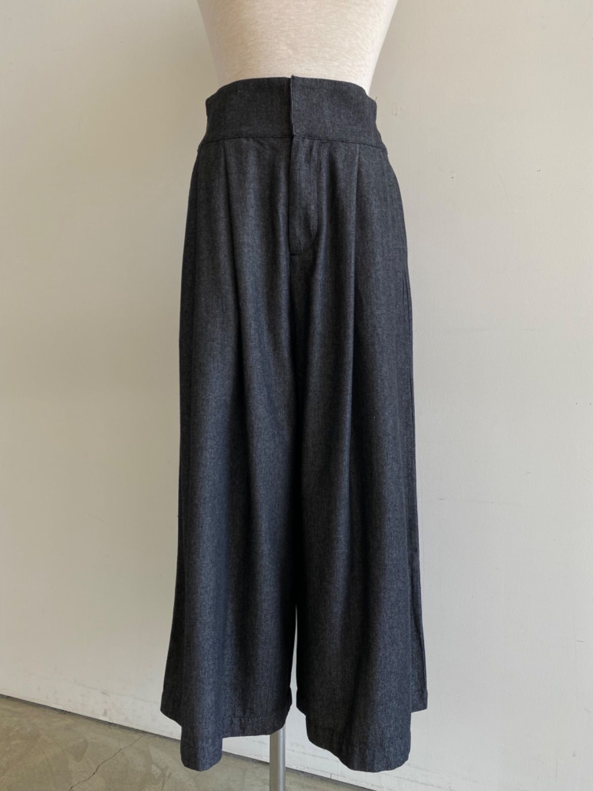 Kelen タックデザインワイドトラウザー MARY LKL24SPT2063 ブラックS