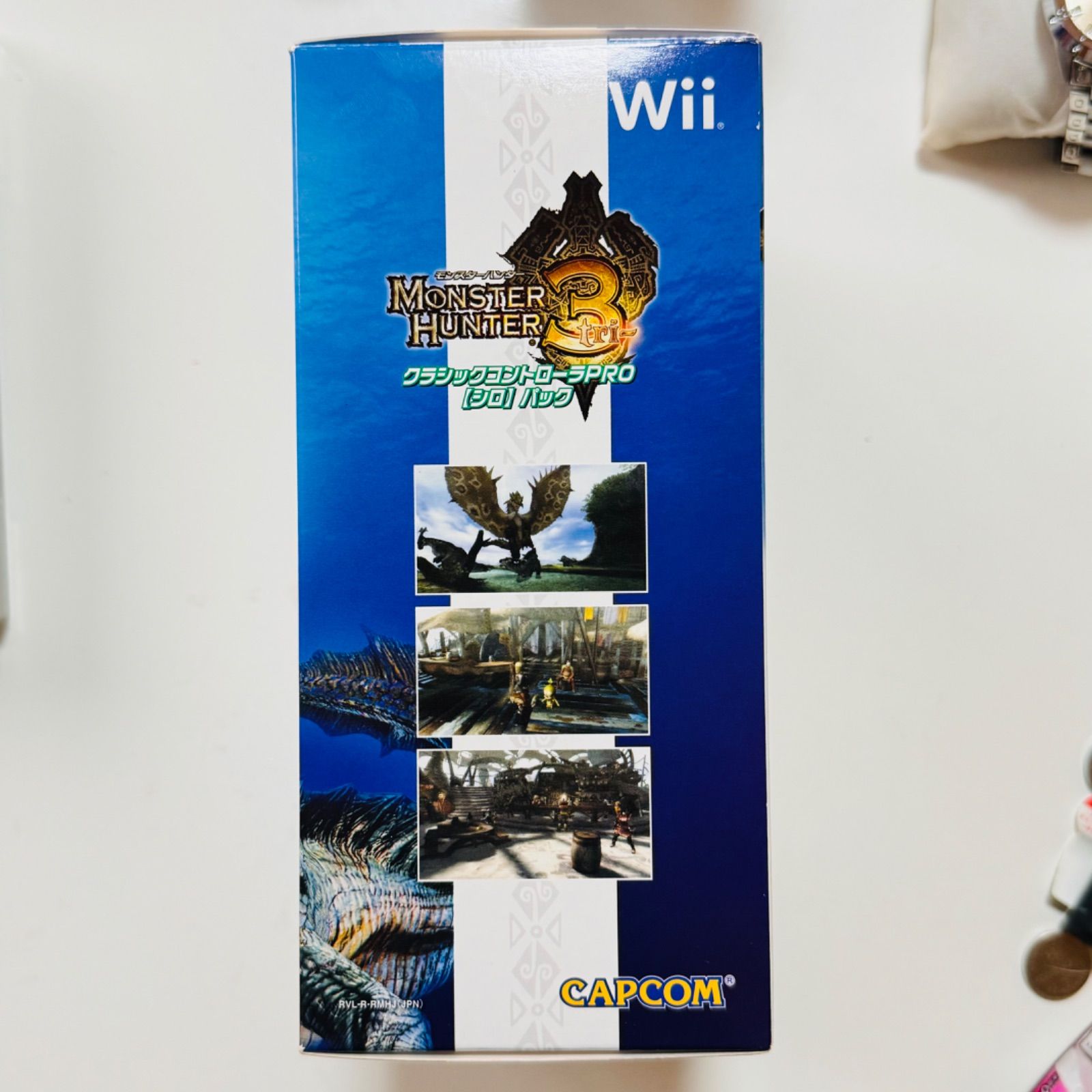 未開封モンスターハンター3（トライ） クラシックコントローラPRO シロ パック Amazon | モンスターハンター3(トライ) クラシックコントローラ