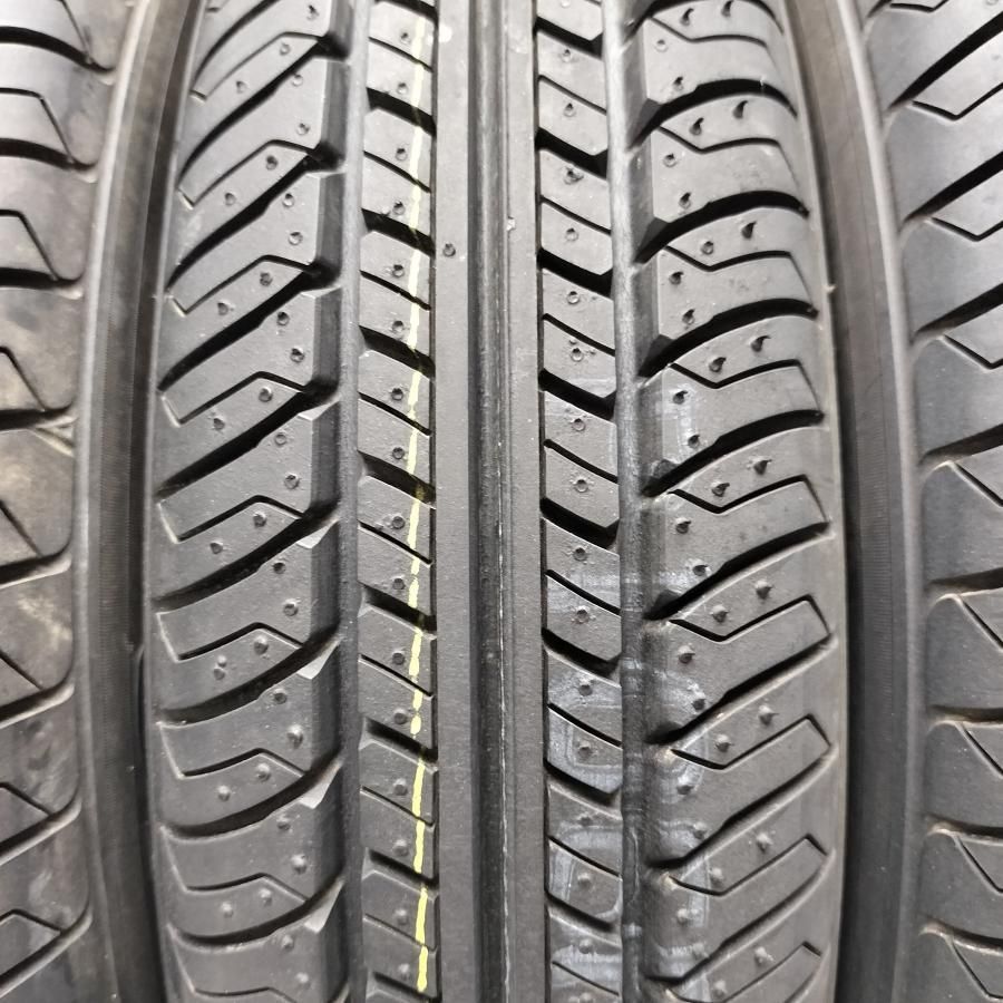 80R12 トーヨータイヤ