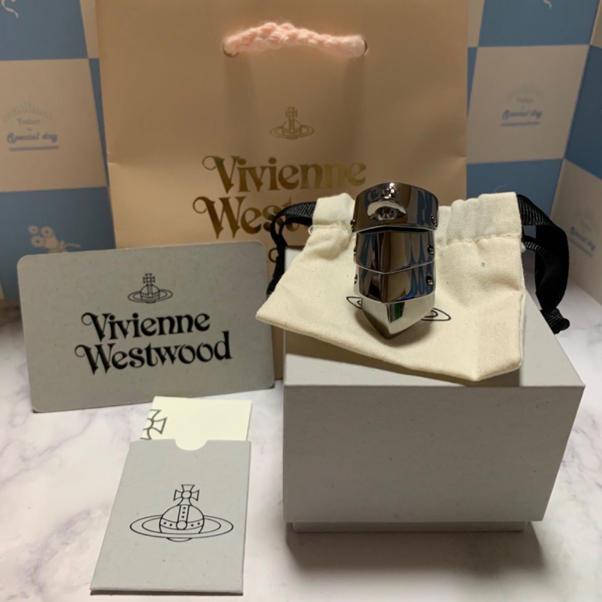 Vivienne Westwood オーブ付アーマーリング 新品未使用品 - メルカリ