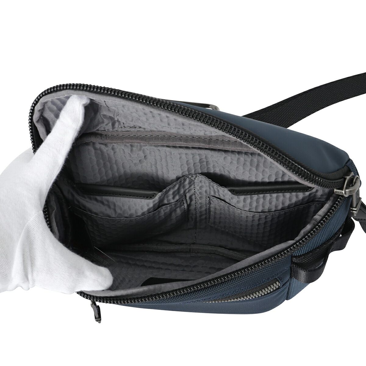 新品 トゥミ TUMI ウエストバッグ・ボディバッグ アルファブラボー 