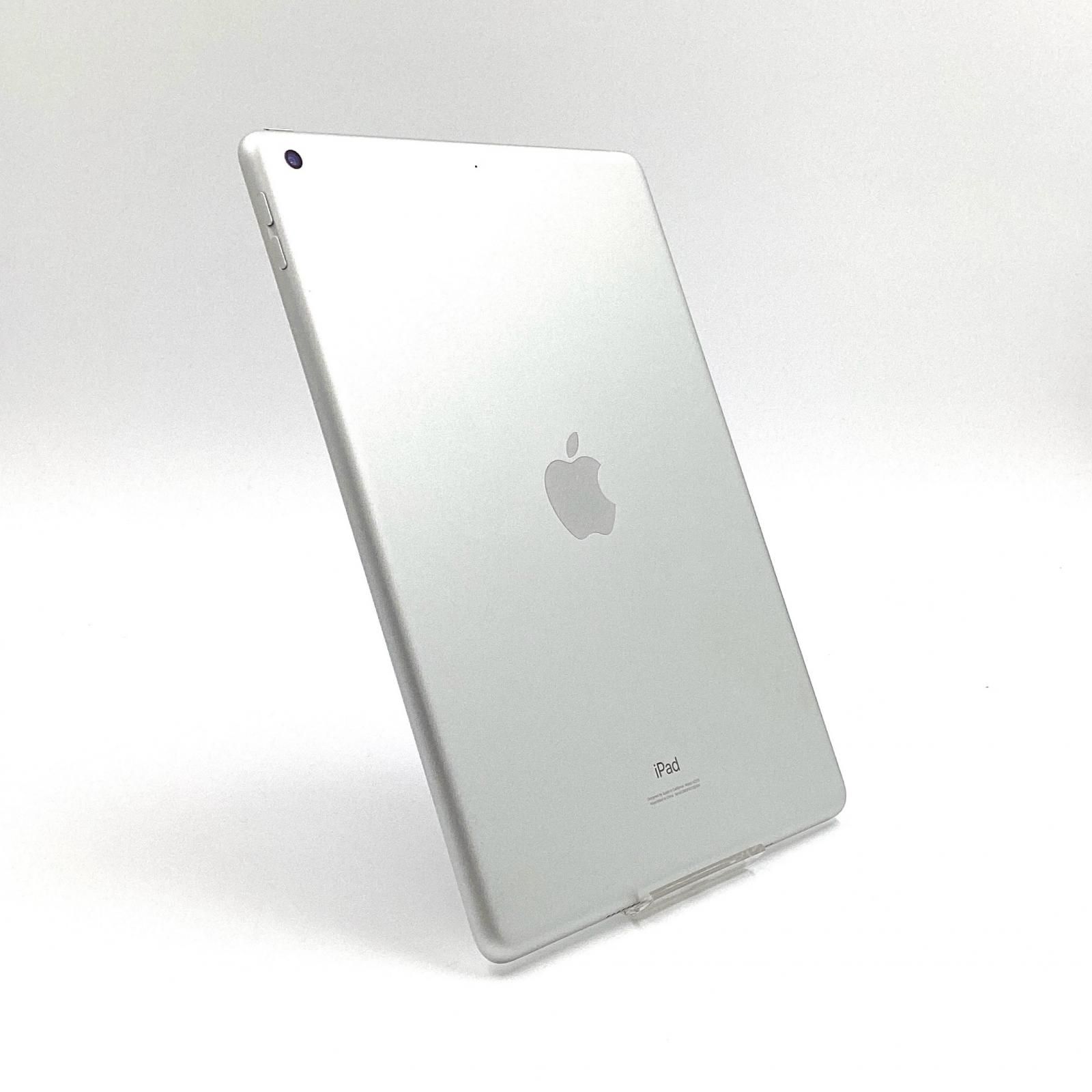 【全額返金保証】【最速発送】Apple iPad 第8世代 /128GB /シルバー /Wi-Fi /98% 【動作快調・まだまだ現役使用可能】