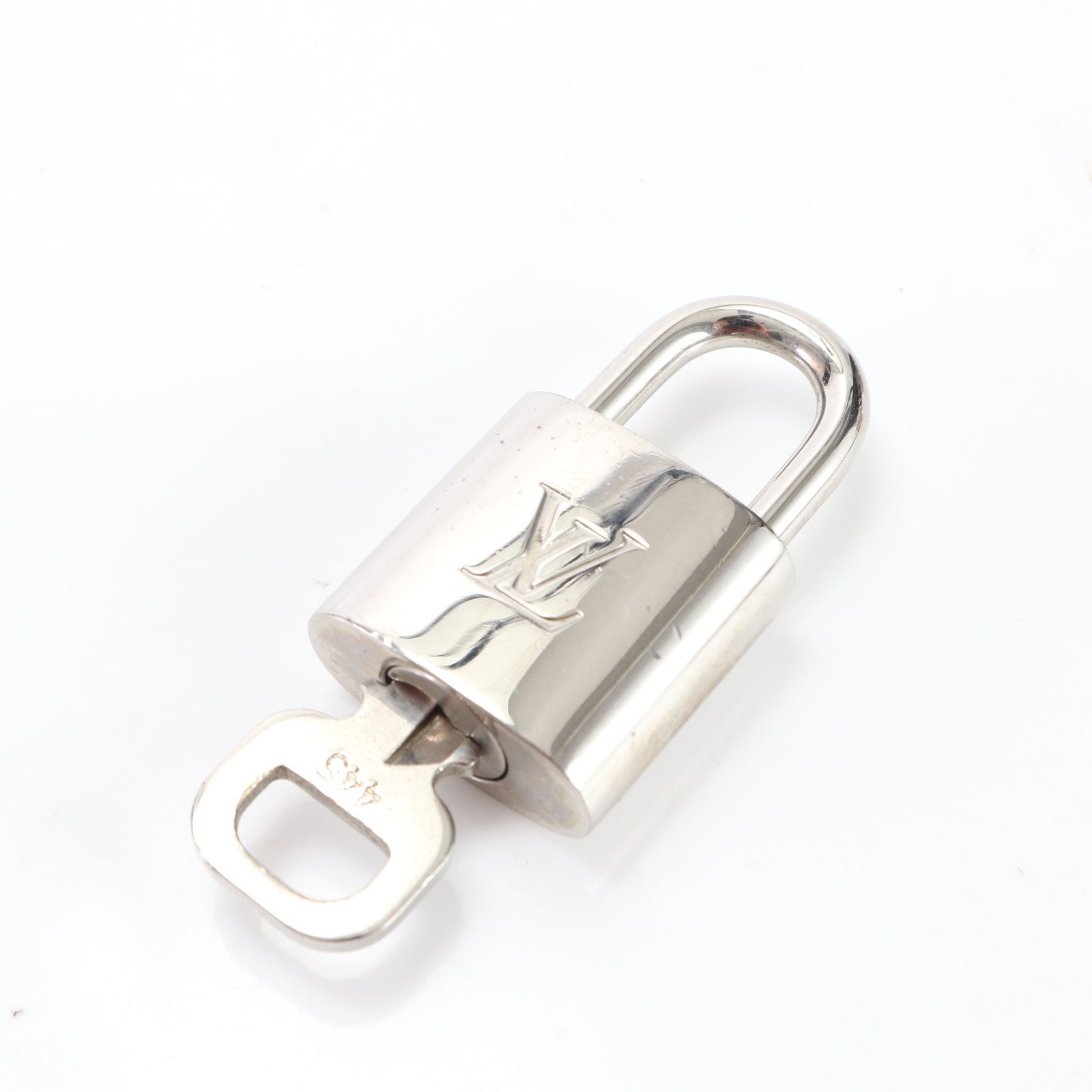 新品ルイヴィトン パドロック カデナ ネックレス チェーン付き 南京錠