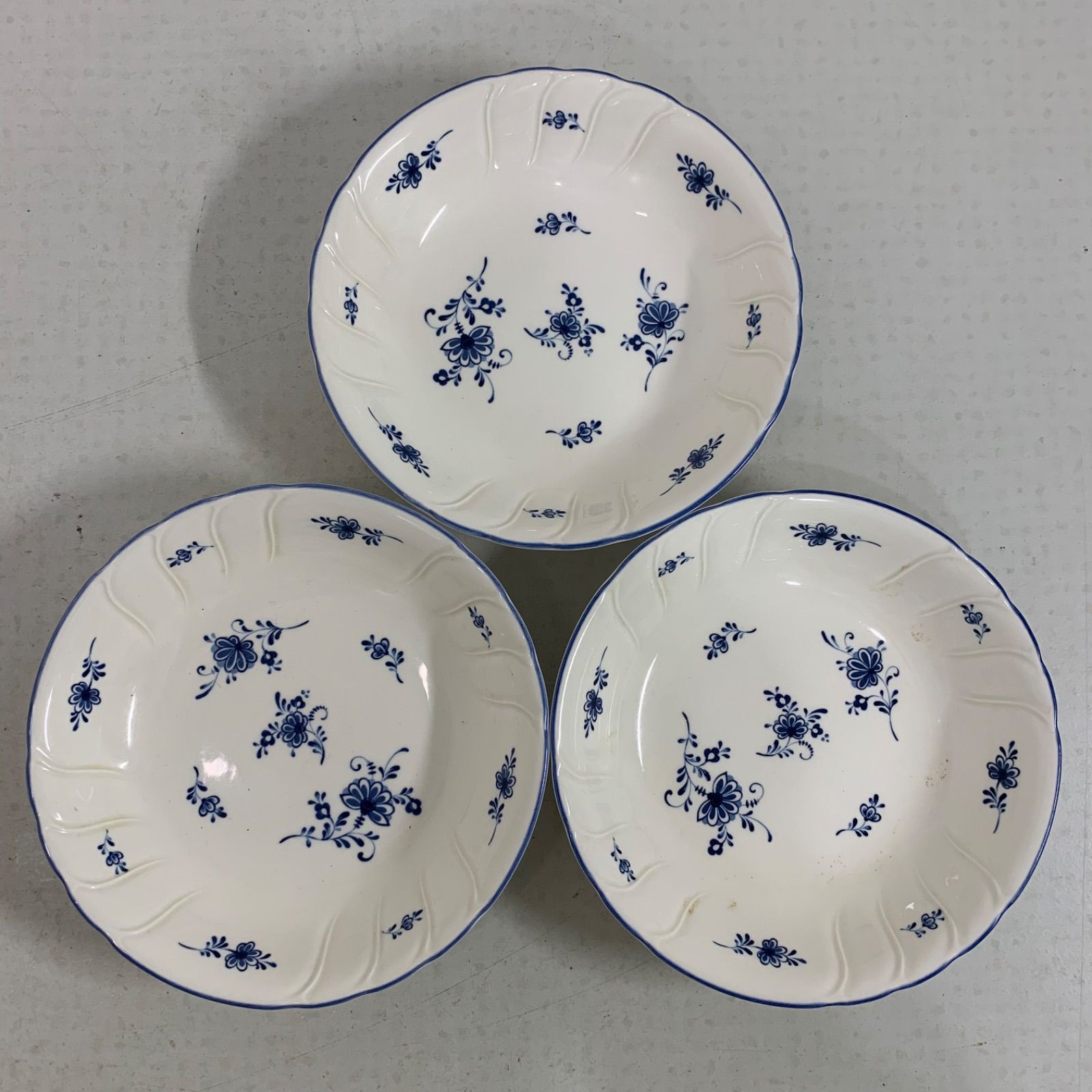 新品未使用 Noritake ノリタケ 中皿 深中皿 小皿 深小皿 グラタン皿 Noritake[ノリタケ] NEW DECADE カトレア グラタン皿 2個