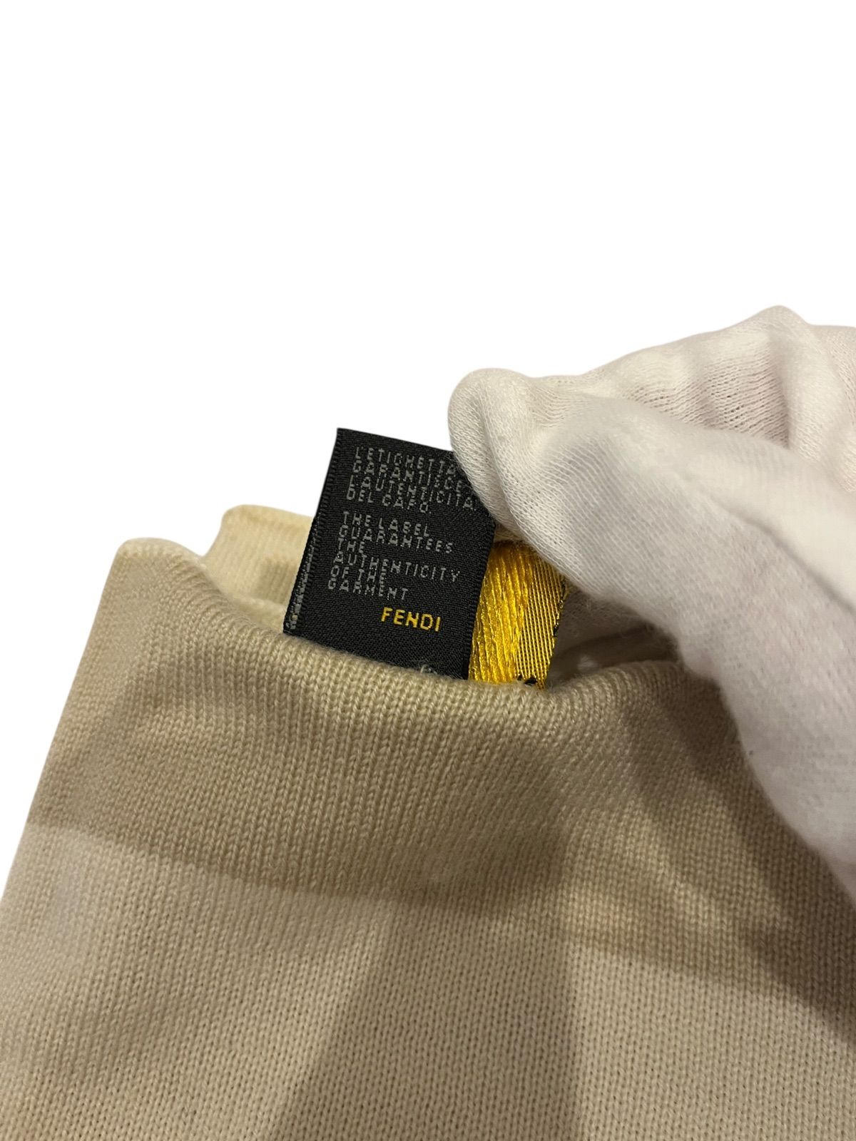 Fendi ベージュ ミンクマフラー D-003 67076d87b986a.webp