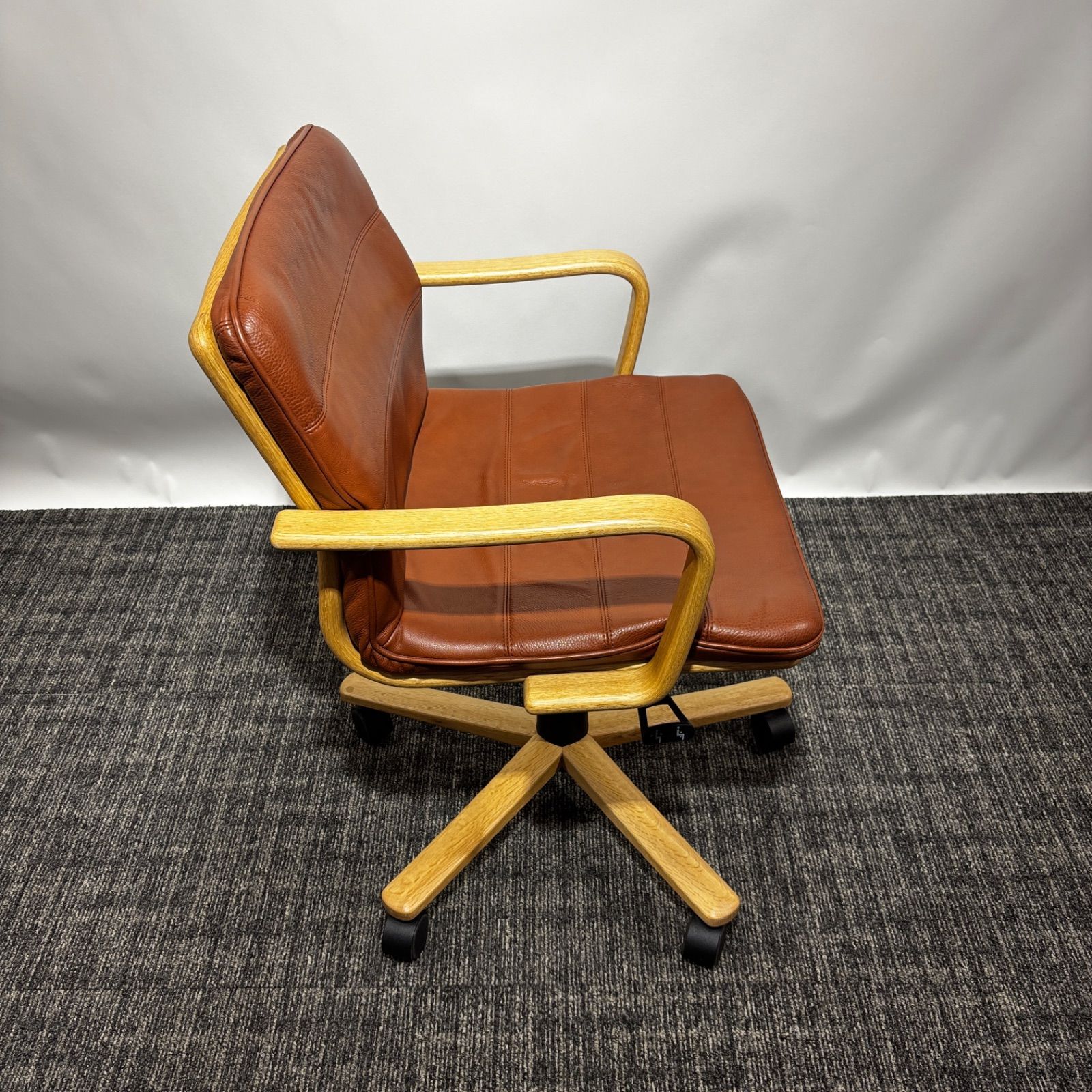 gmcn16B ○ Hock / ホック CONDE HOUSE カンディハウス