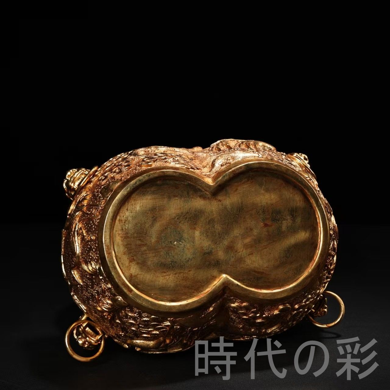 花連体聚財缸 高浮彫