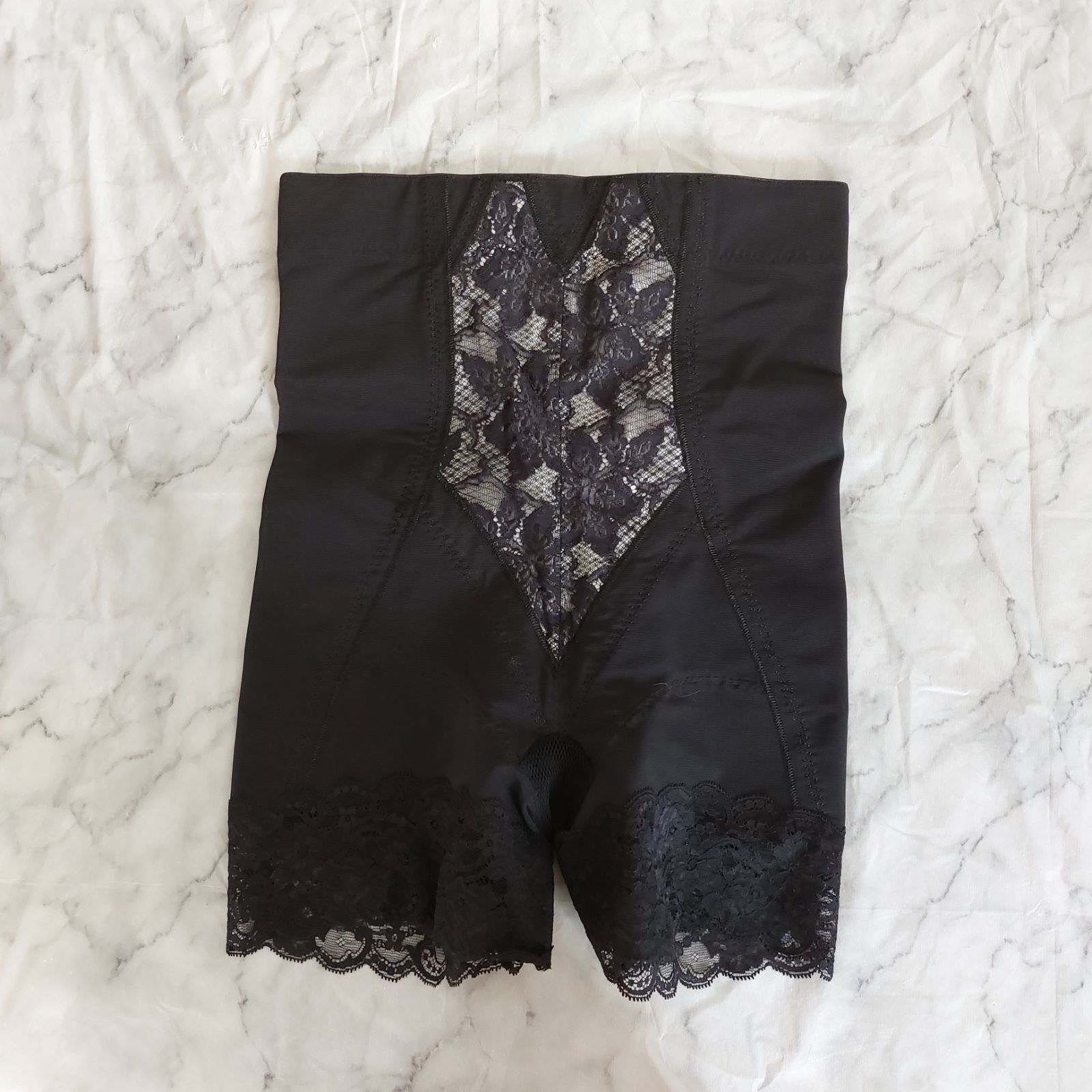 グラントイーワンズ　LALA ハイウエストガードル　ブラック×ホワイト　82 LALA Grant ファンタジー ハイウエストガードル ブラック