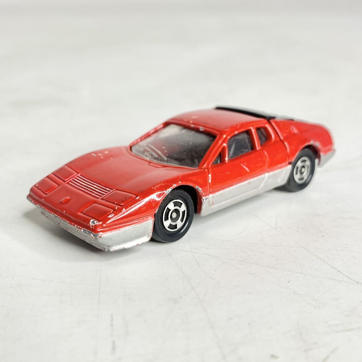 フェラーリ512BB ミニカー （Amazon | 京商1/64 ミニカー