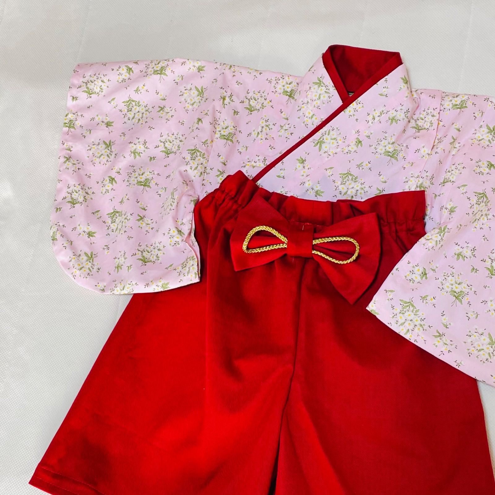 【SALE】ベビー袴　ハンドメイド　ベビー着物　ピンク　白花束　赤えんじ　60 70 80