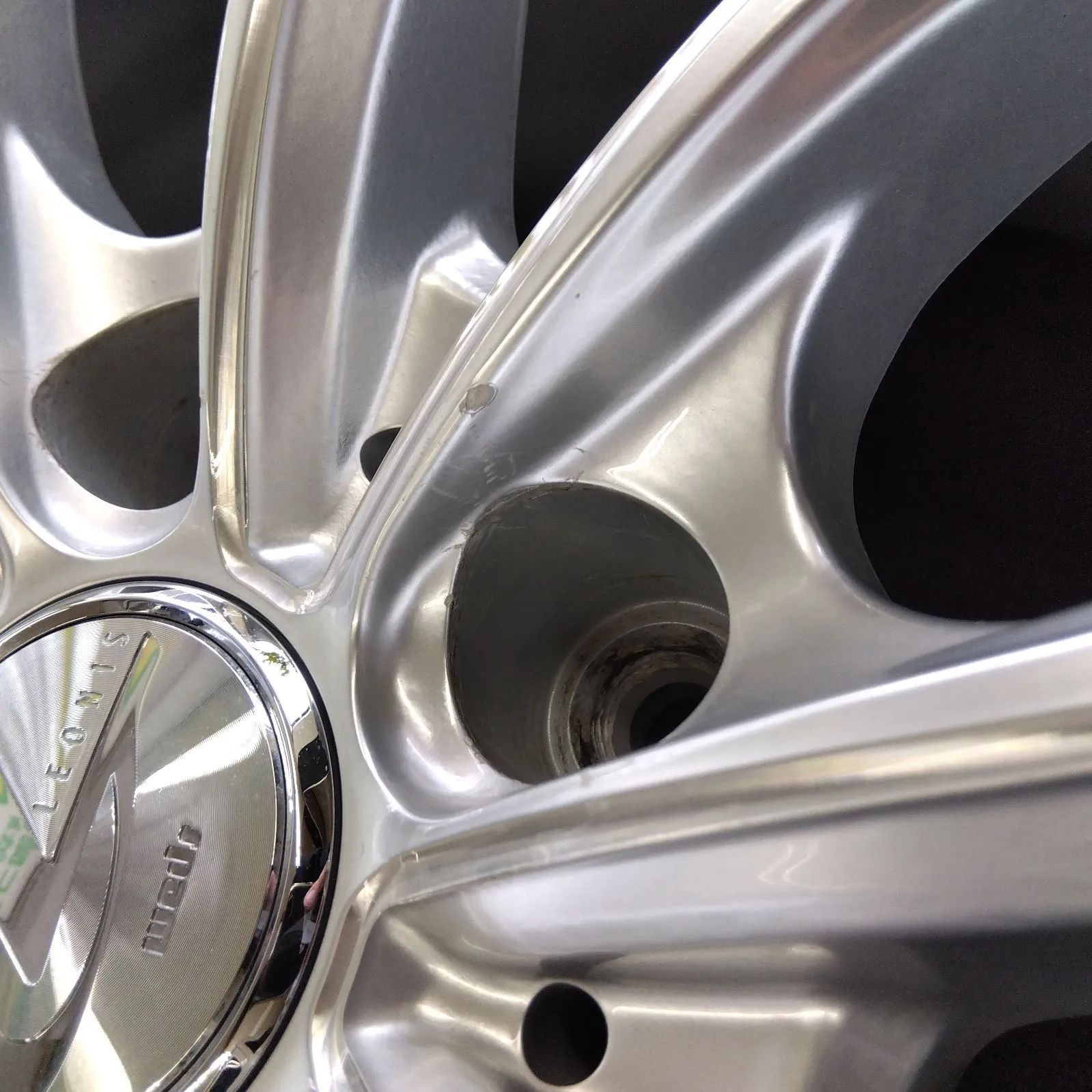 送料込み】【18×8J+42】中古 ホイール 4本セット weds LEONIS MX 18