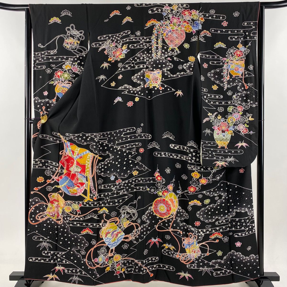 振袖 身丈161cm 裄丈64cm M 袷 誰が袖 草花 縮緬 ぼかし 黒 正絹 名品  