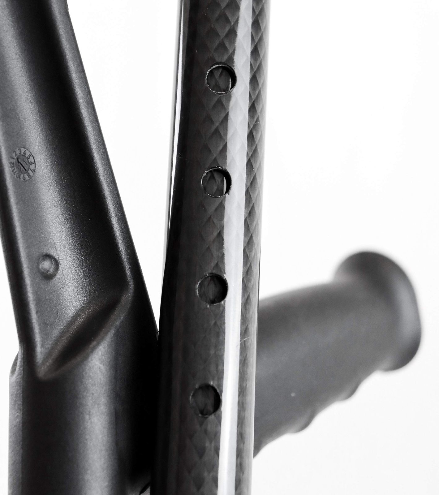 折りたたみ 炭素繊維