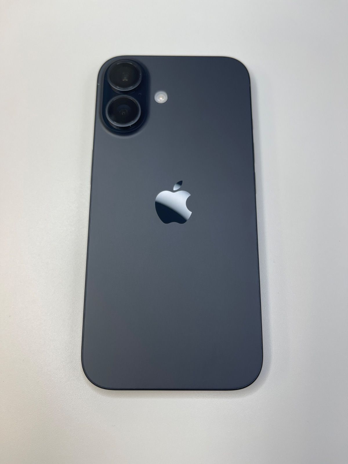 美品 iPhone 16 128GB ブラック バッテリー88% MYDQ3J/A - 5346