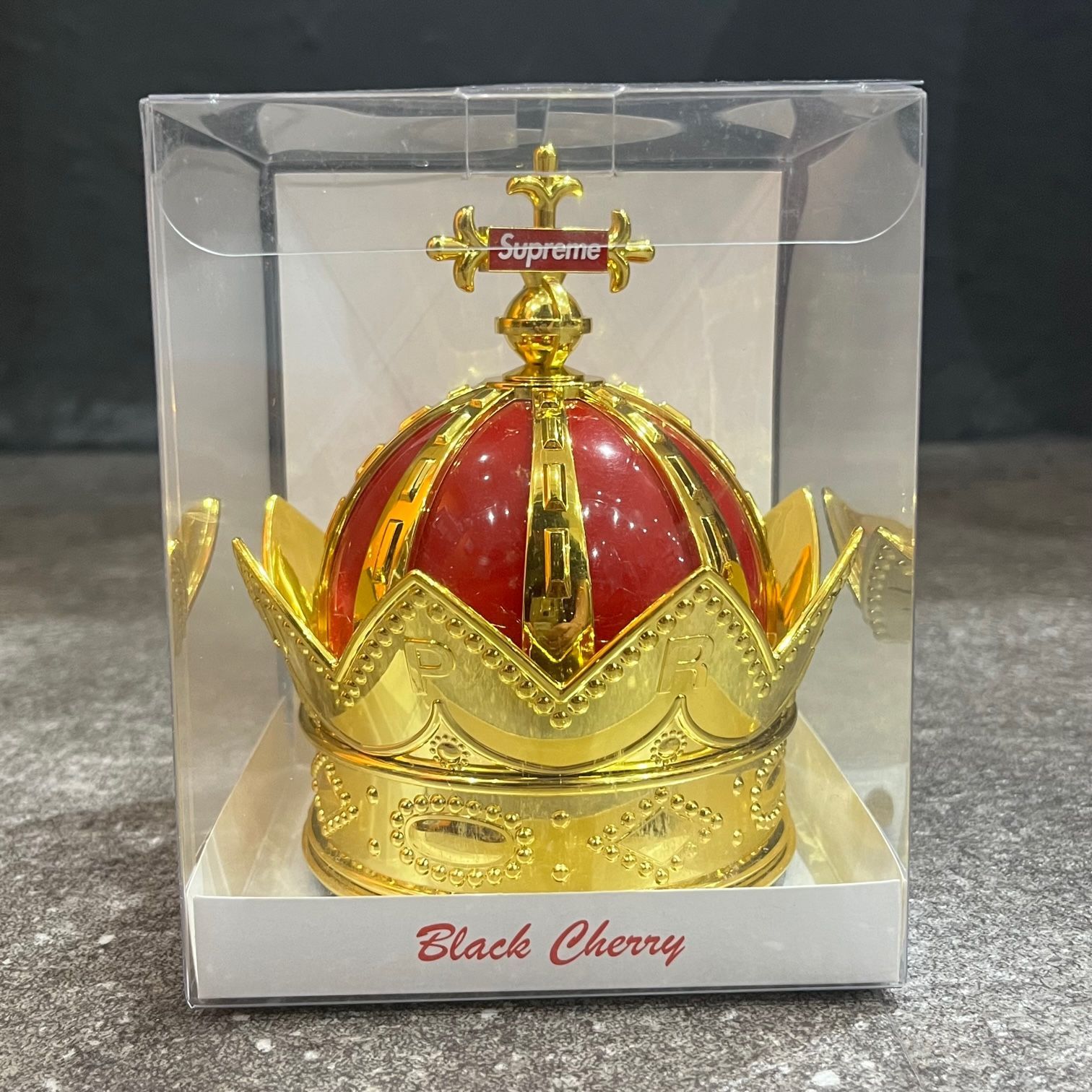 国内正規 新品 Supreme 19SS Crown Air Freshener Red クラウン エア ...