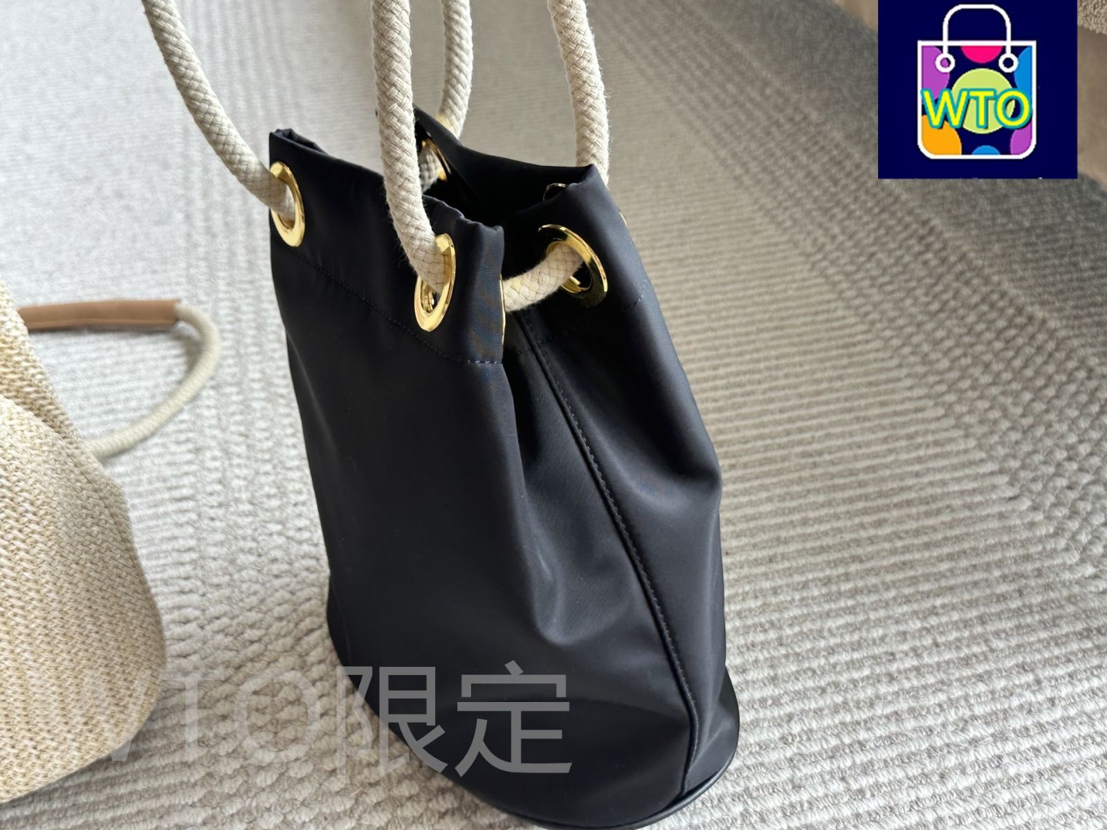 【関税・送料無料】Prada ナイロンバケットバッグ 今日特価】Prada ナイロンバケットバッグ!送料無料!在庫限定