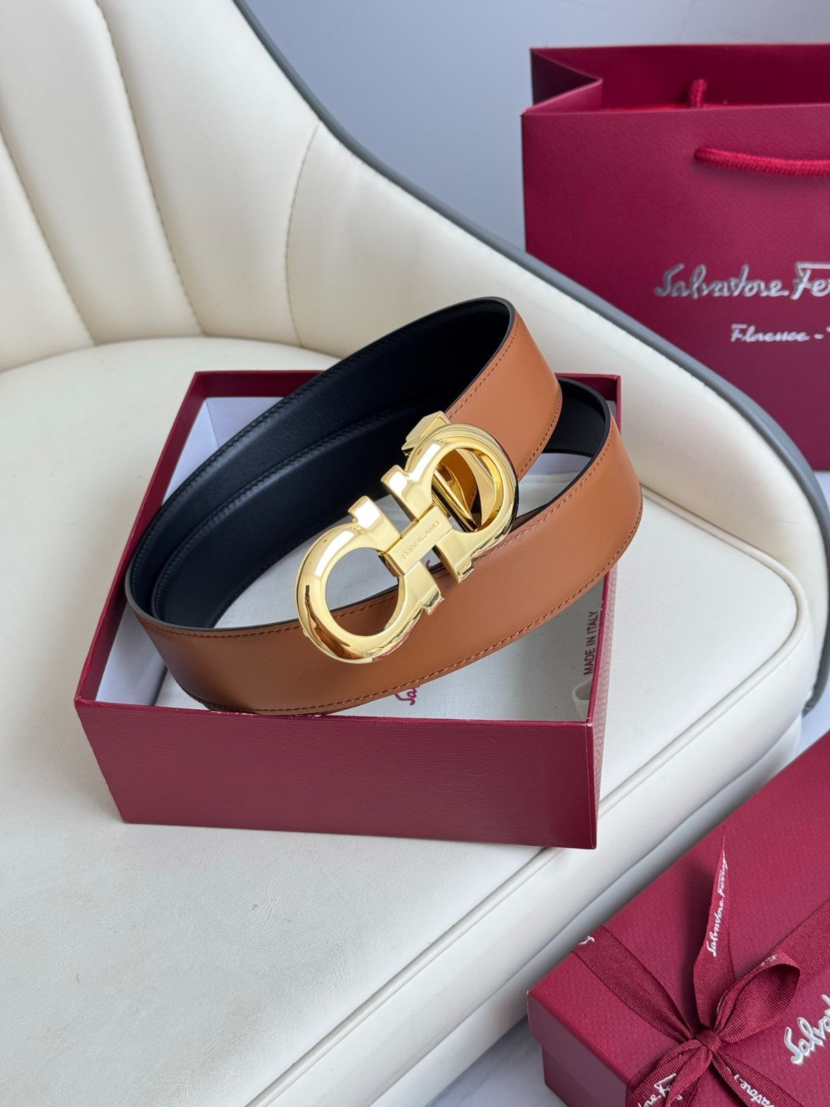 今日 Ferragamo ダブル面使用 本革ベルト-3