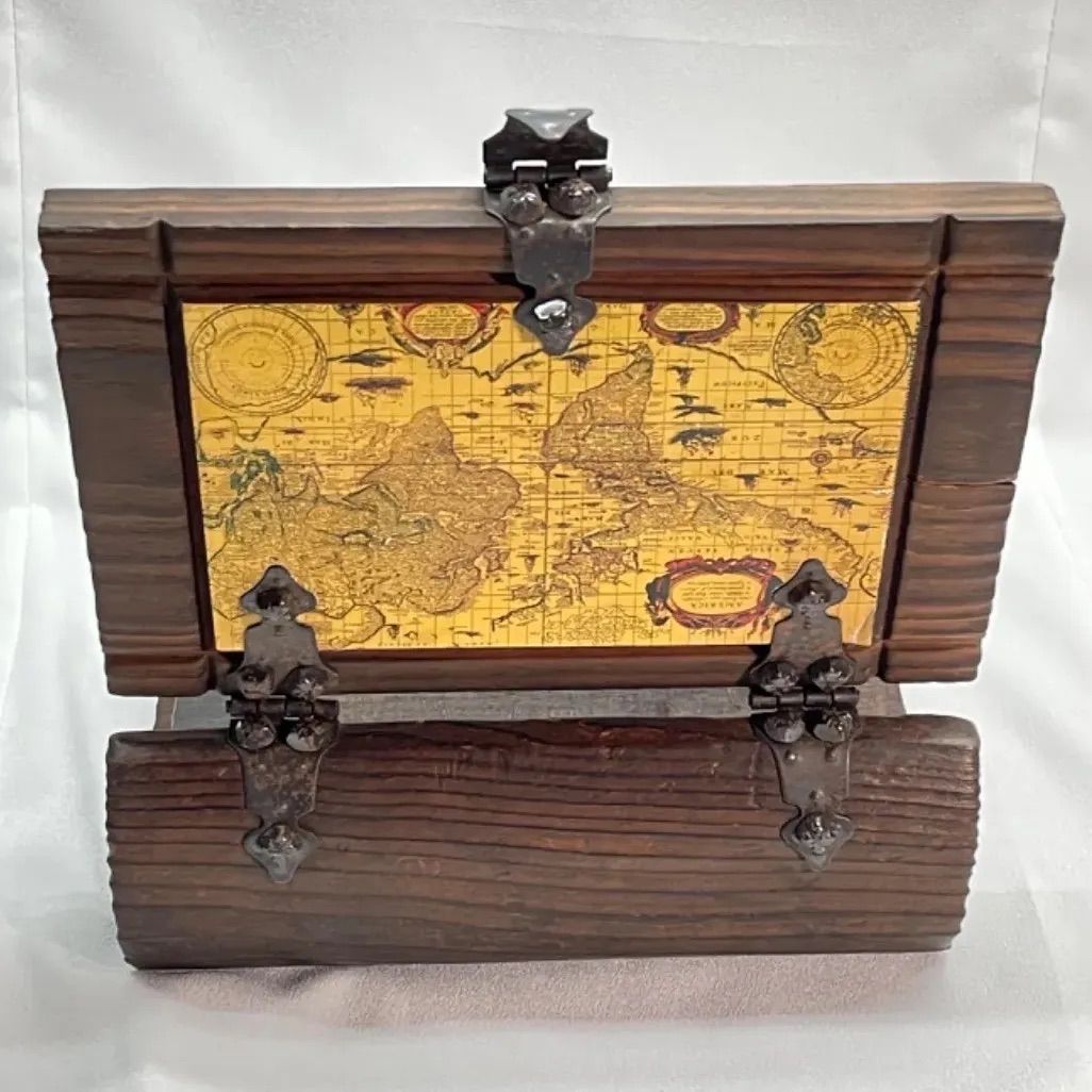 古木を使用した9ボックスのヴィンテージ小物入れ！ 古木を使用した9ボックスのヴィンテージ小物入れ！