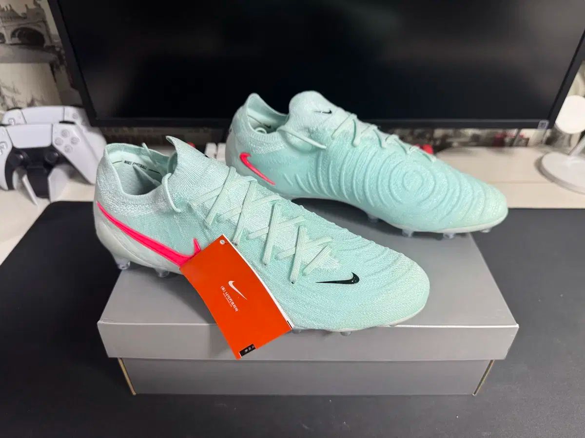 NIKE ナイキ