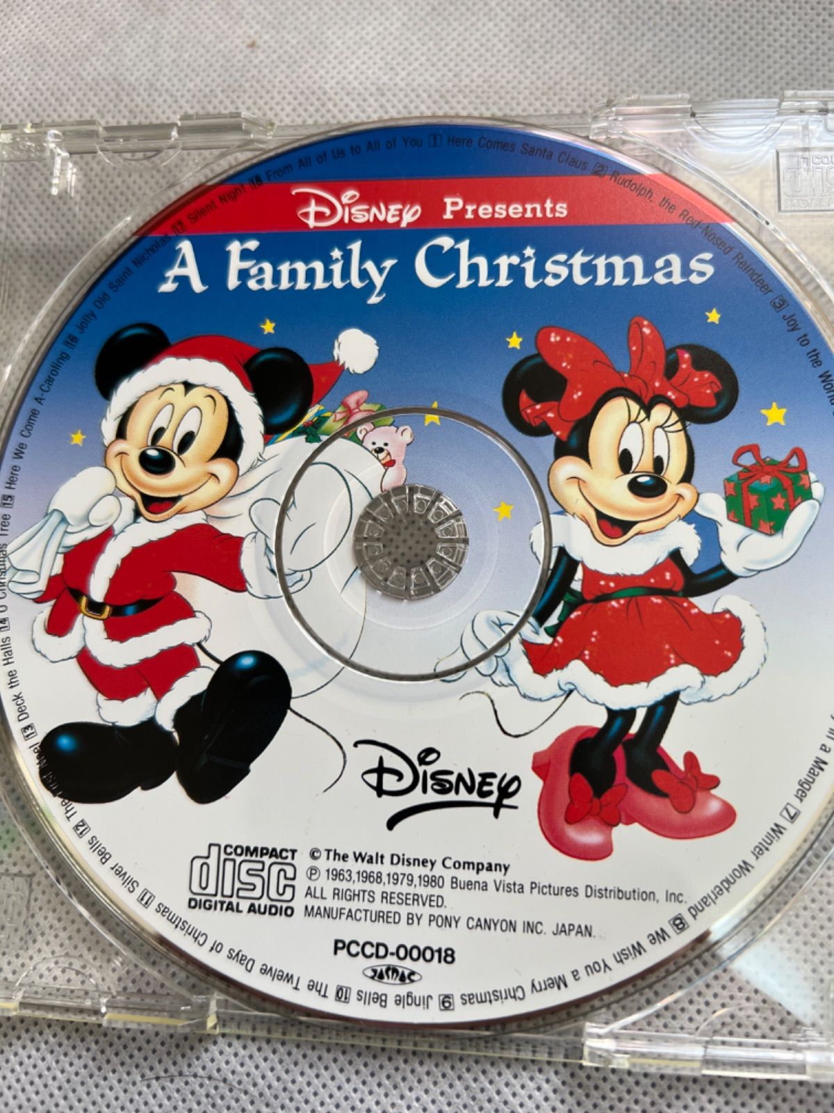 A Family Christmas/ディズニー・ファミリー・クリスマス- CD - メルカリ