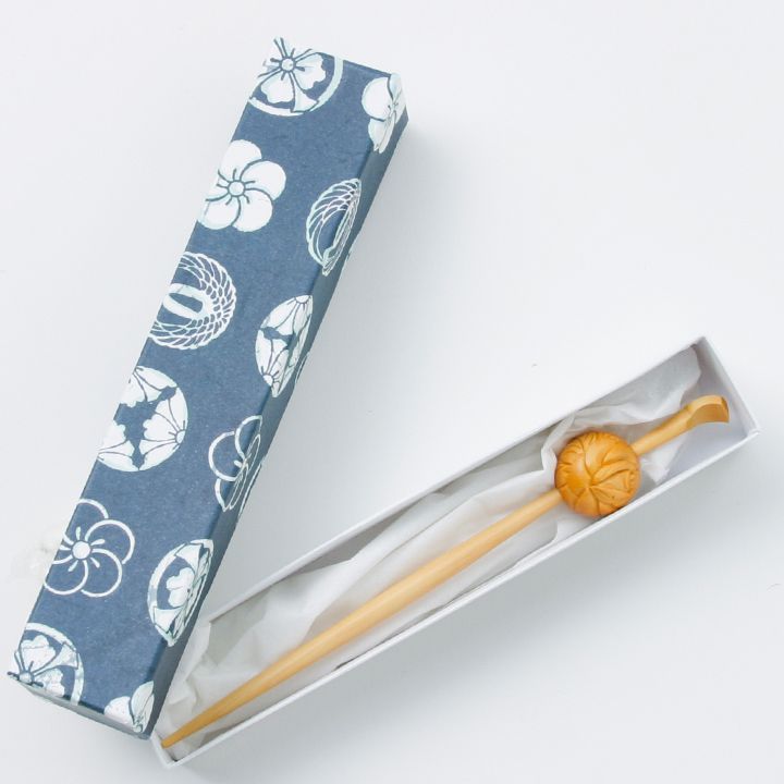 おつとめ品【新品未使用】美しい薔薇（ばら）が彫刻された「つげ」のかんざし【柘植・つげ・簪・民芸品・工芸品・手作り・信州・妻籠】-2
