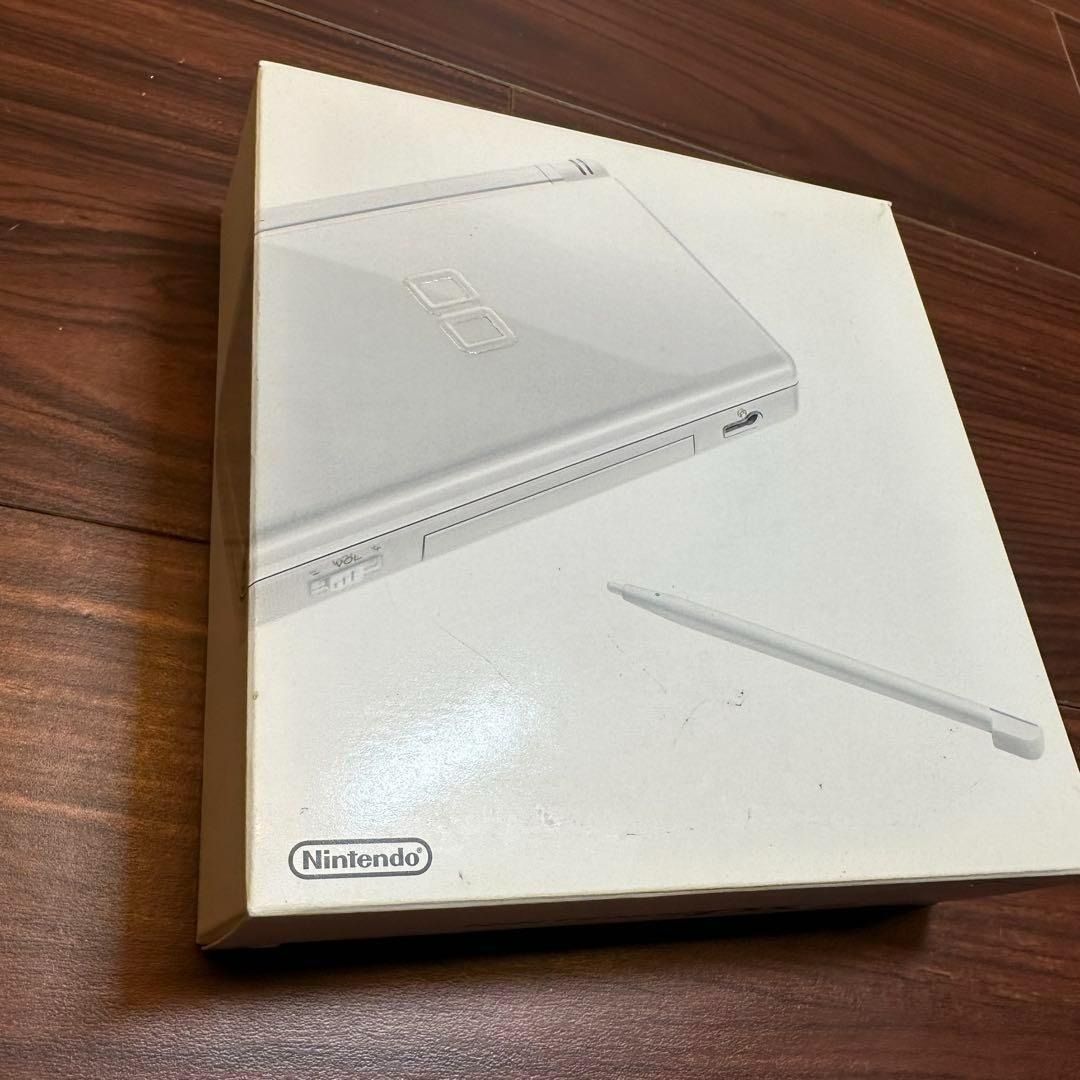 ニンテンドー DS Lite 本体 クリスタルホワイト 2067