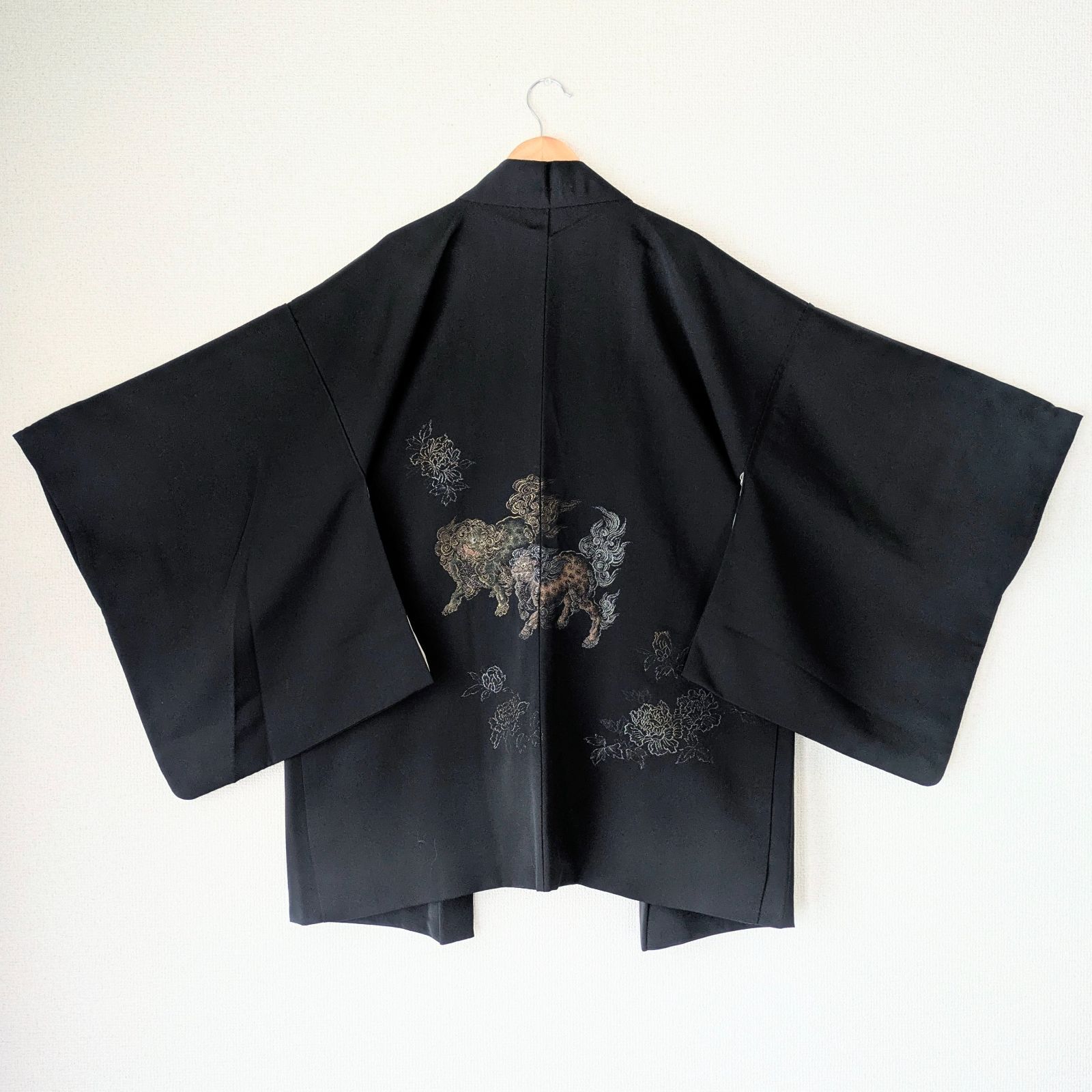 Japanese Vintage Haori Black Lion pattern Silk Kimono Jacket