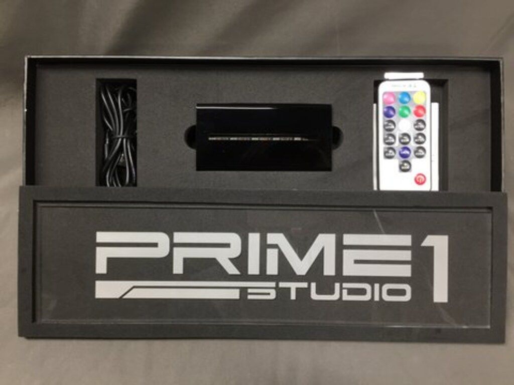PRIME 1 STUDIO LEDアクリルパネル プライム1スタジオロゴ
