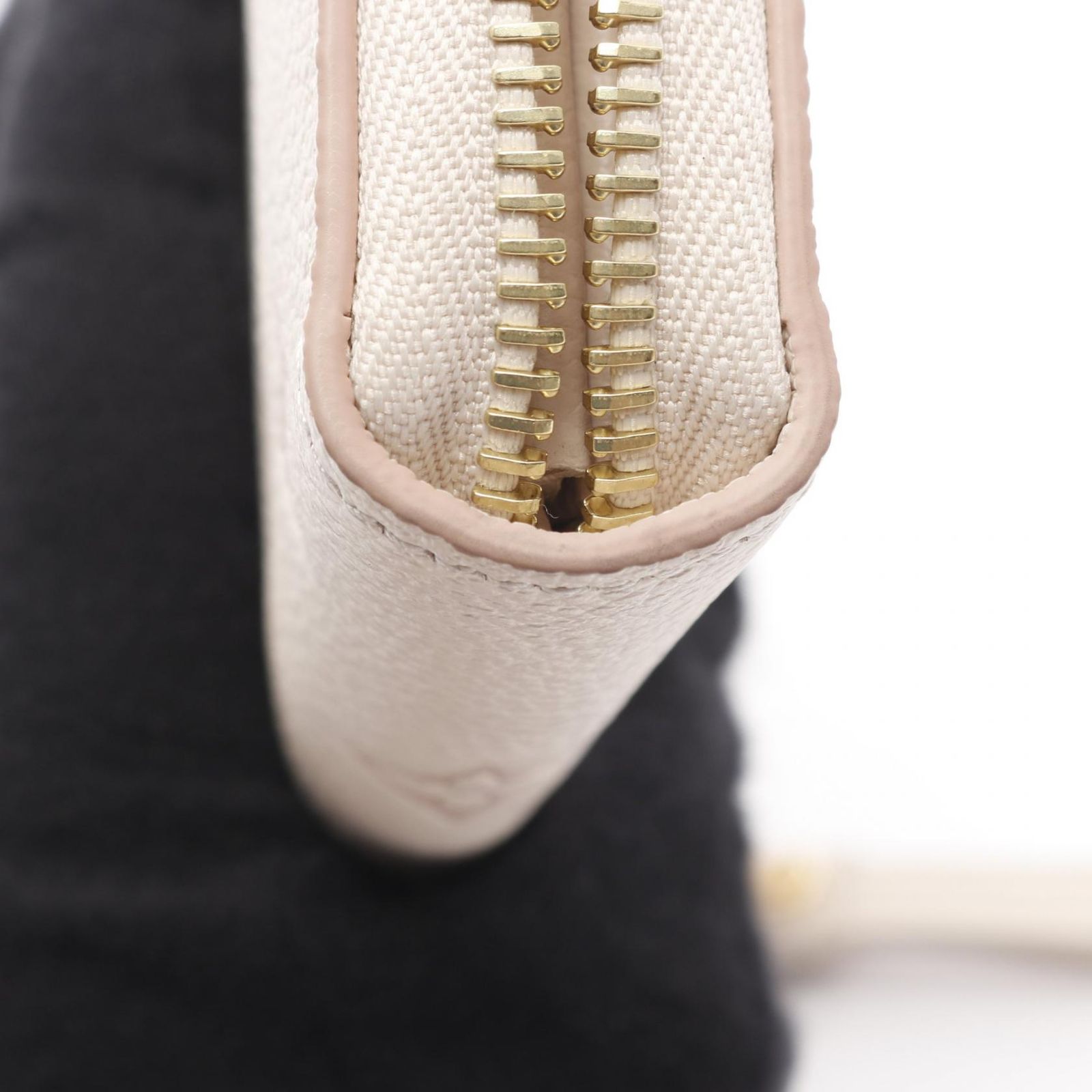 ルイ・ヴィトン LOUIS VUITTON ラウンド長財布 ジッピーウォレット  