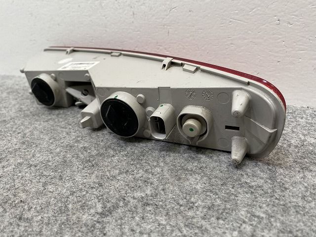 ミニ ミニ クラブマン(F54) 純正 左 テールランプ/ライト/レンズ