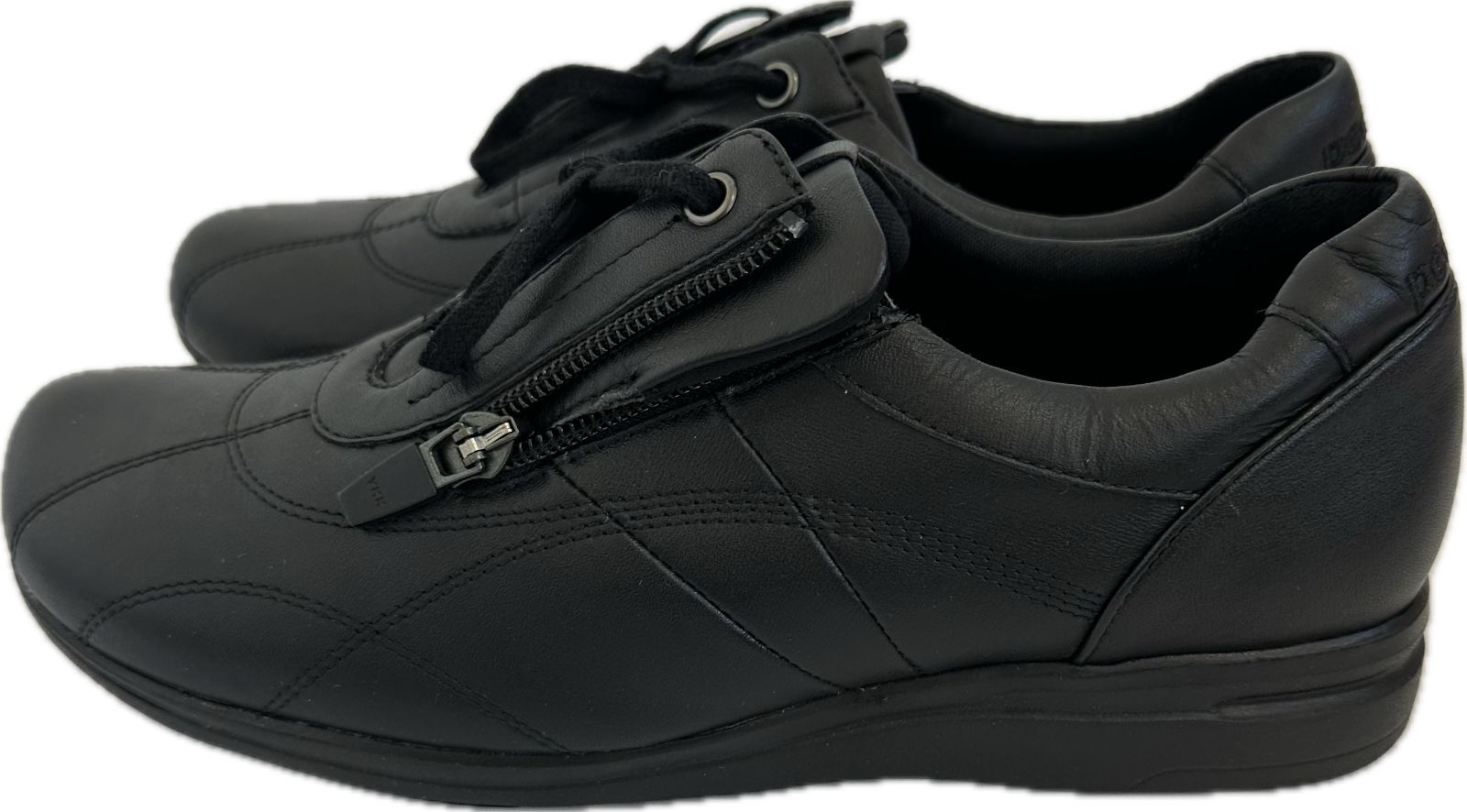 pedala ペダラ　2点 z1397 【美品】Pedala by asicsぺダラバイアシックス スニーカー