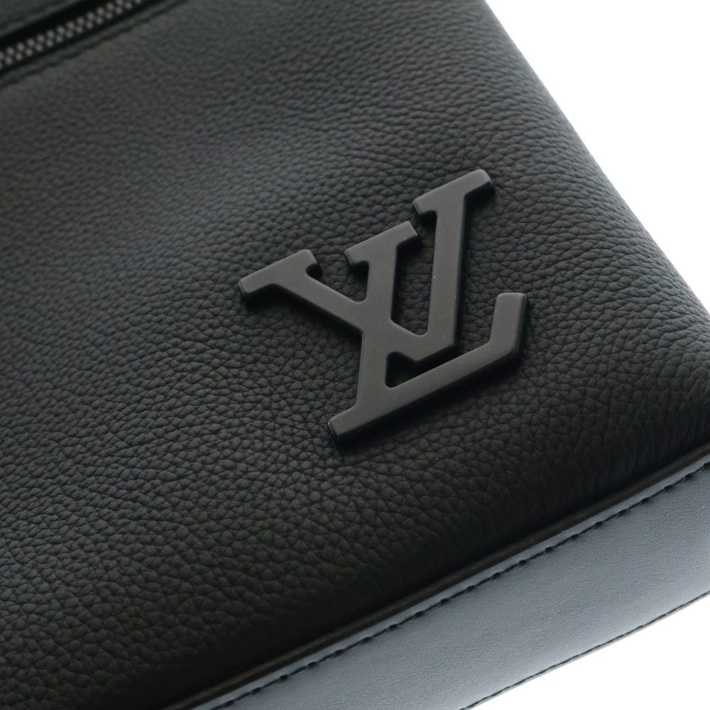 LOUIS VUITTON (ルイヴィトン) LVアエログラム ポシェット