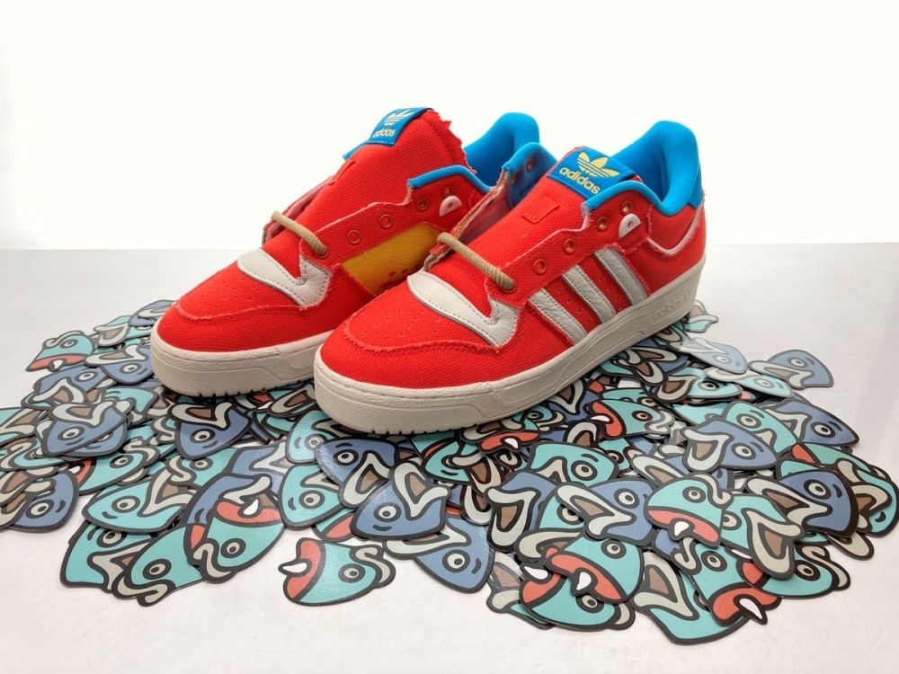 アディダス adidas 23年製 × THE SIMPSONS シンプソンズ RIVALRY 86