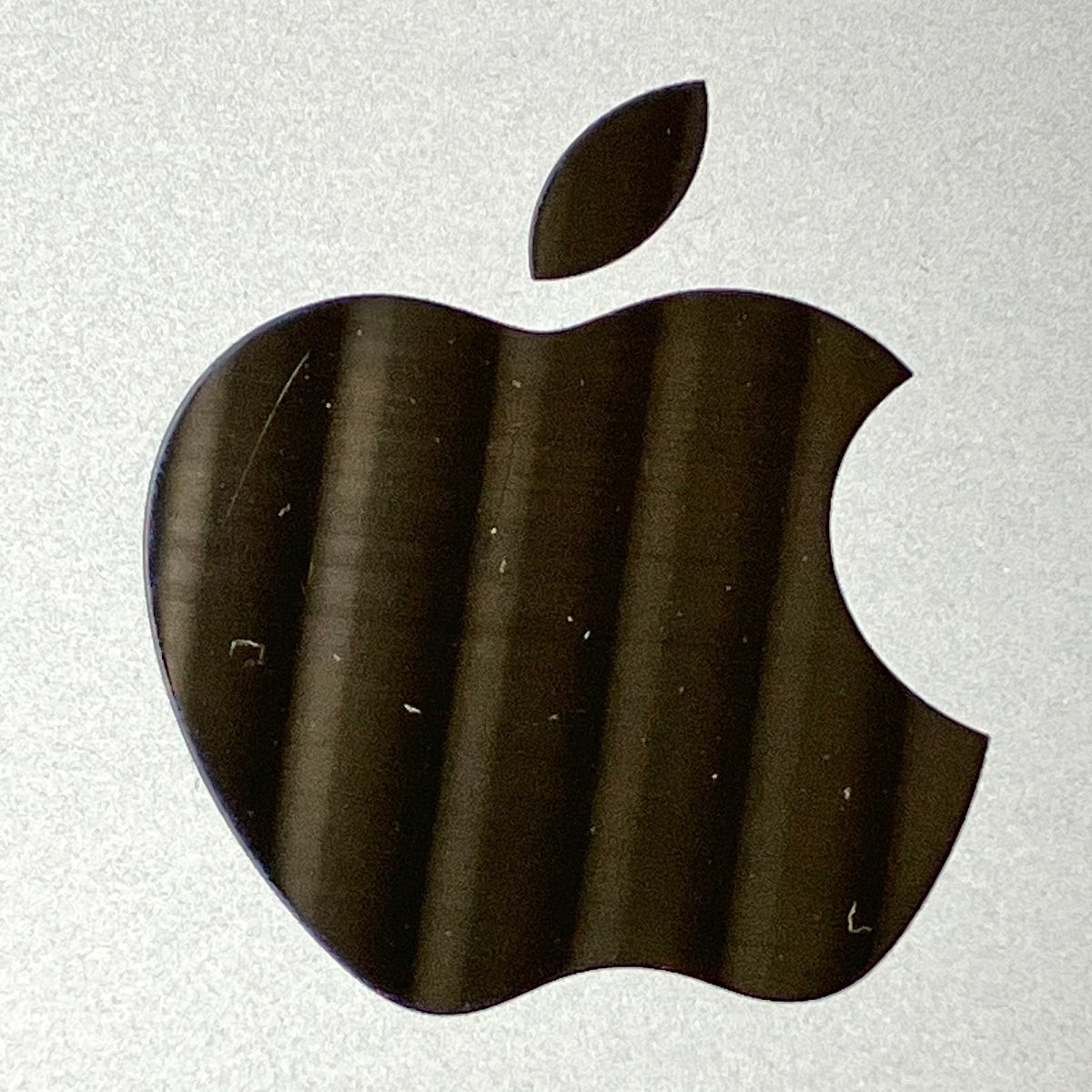 2020 13.3型