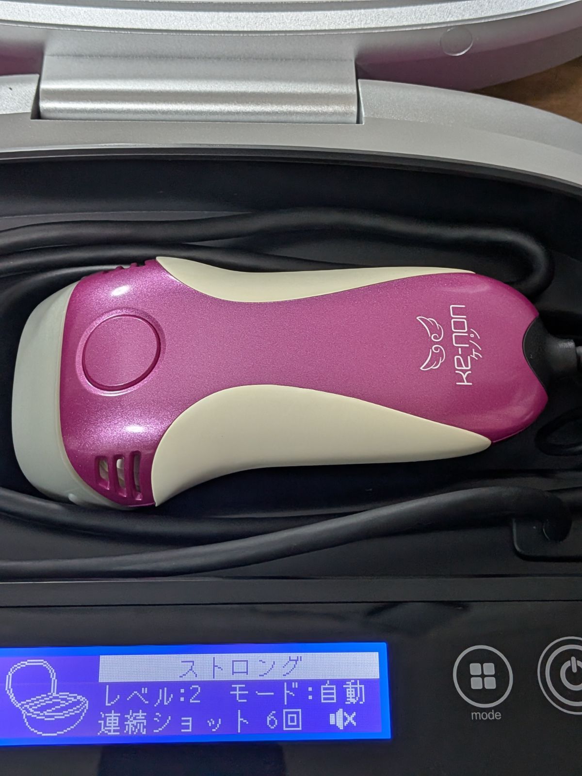 KE-NON ハイセンスホームエステシステム ピンク。 KE-NON ハイセンスホームエステシステム ピンク。 ケノン脱毛器