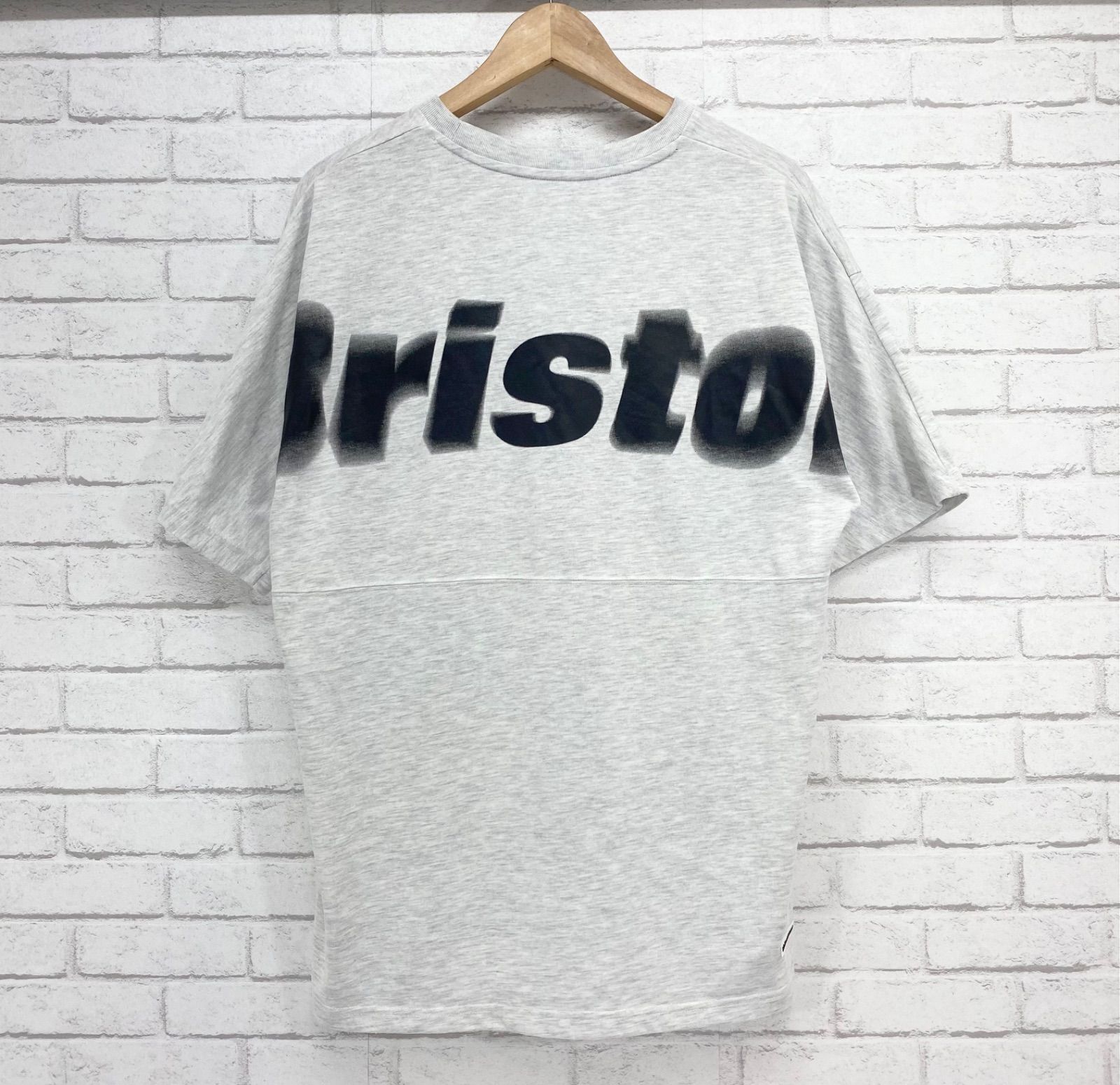 F.C.Real Bristol エフシーレアルブリストル F.C.R.B. 23SS BIG LOGO WIDE TEE FCRB-230076  半袖 Tシャツ