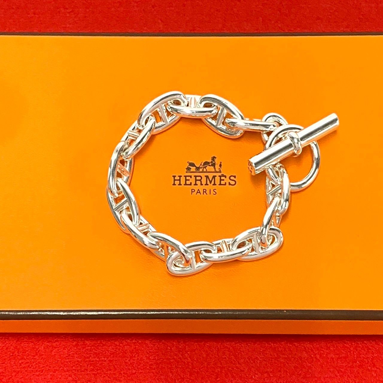 CHRISTIAN LACROIX 蝶モチーフ ブローチ CHRISTIAN LACROIX 蝶モチーフ