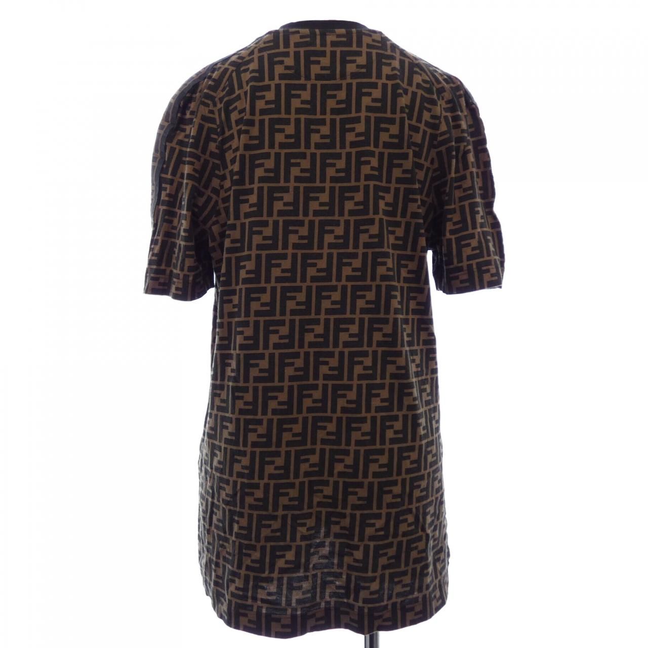 フェンディ FENDI FS7074 A5HL Tシャツ