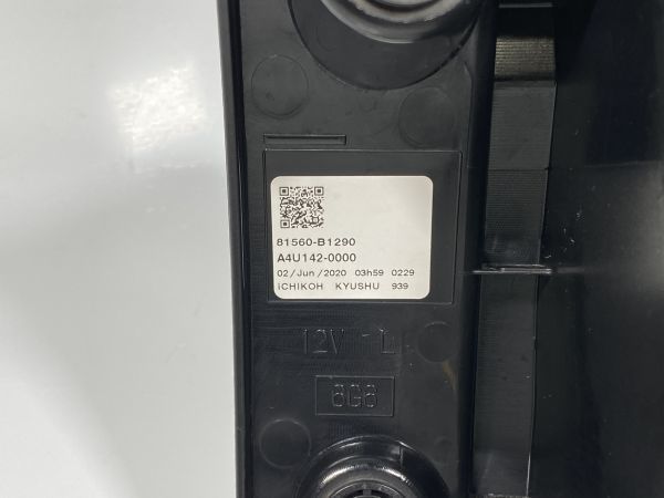 美品/破損キズ無 ライズ A200A A210A ロッキー A200S A210S 純正 左テールランプ テールライト 81561-B1170  81560-B1290 D248