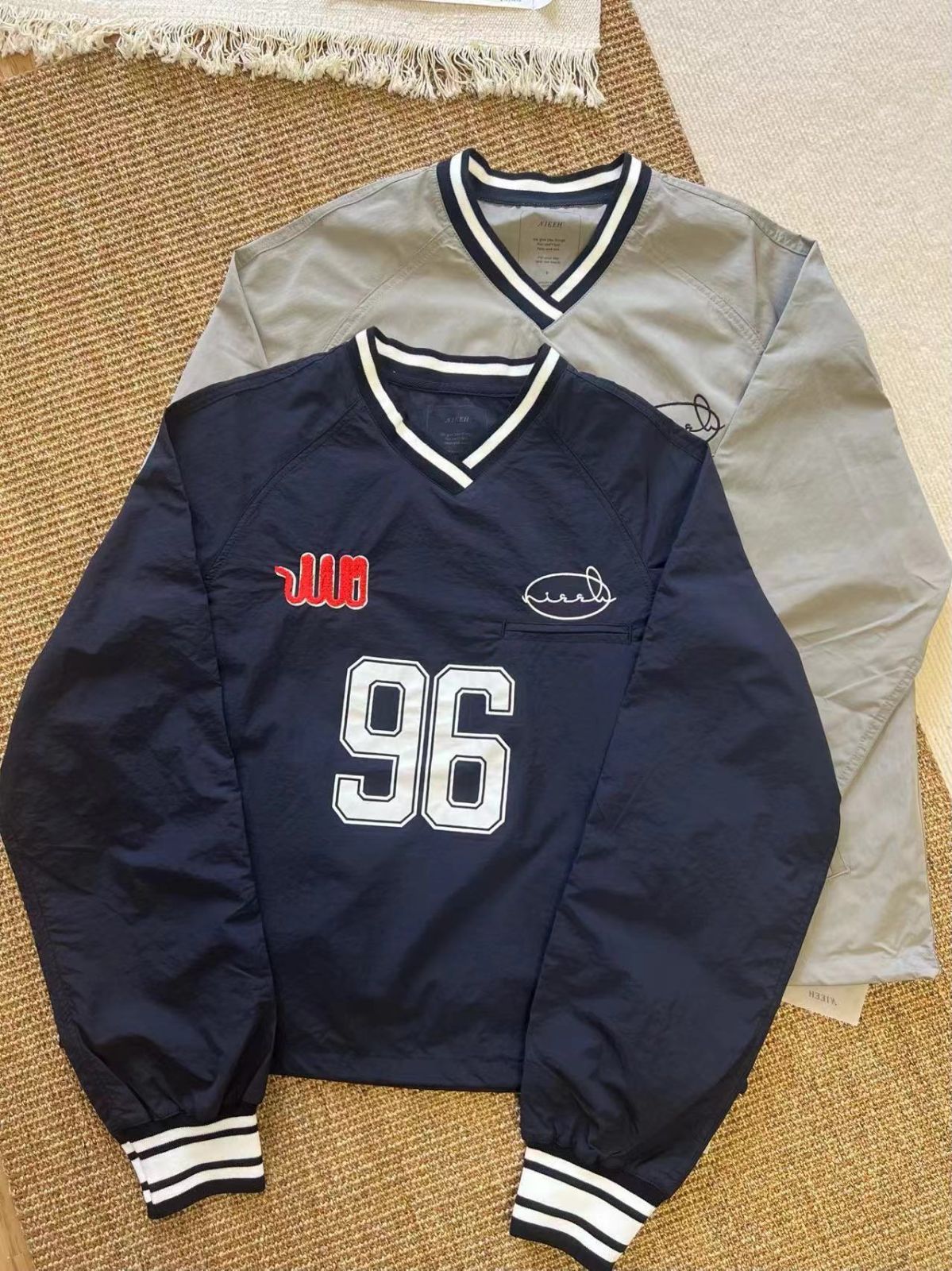新品 nieeh ニヒ アノラック グレー - メルカリ