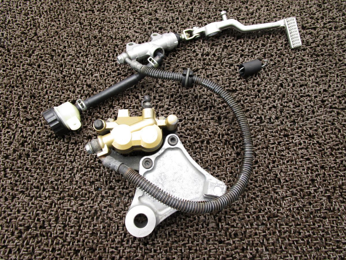 ZXR250 リアキャリパー マスター ブレーキペダル △A2902