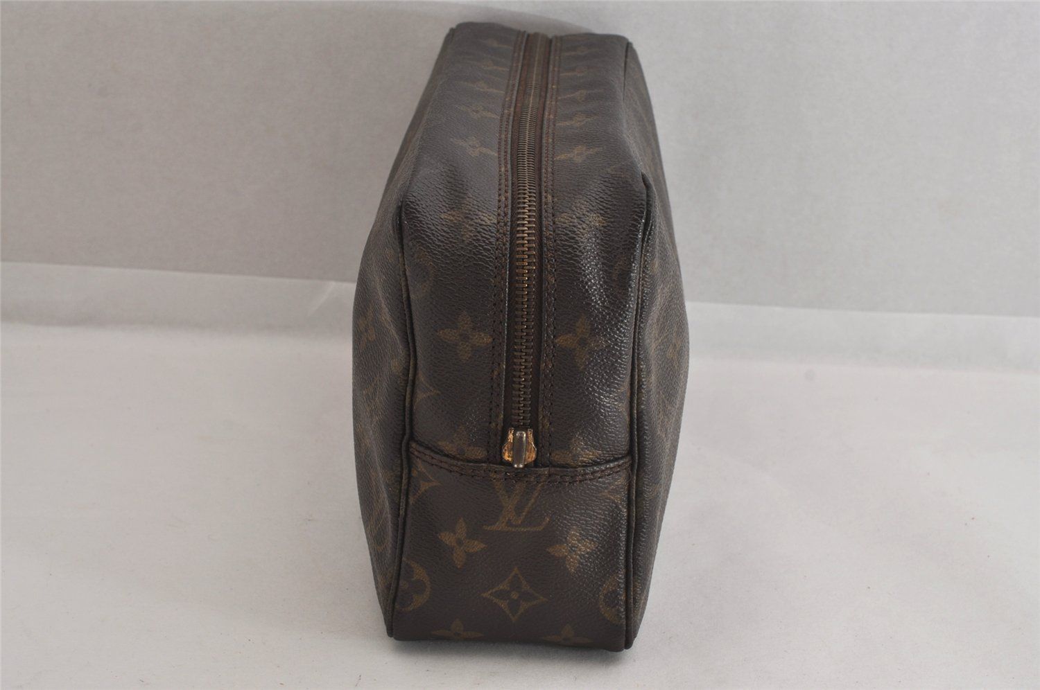 ジャンク品　ルイヴィトン　クラッチバッグ　ハンドバッグ LOUIS VUITTON ルイヴィトン モノグラム トゥルース トワレット