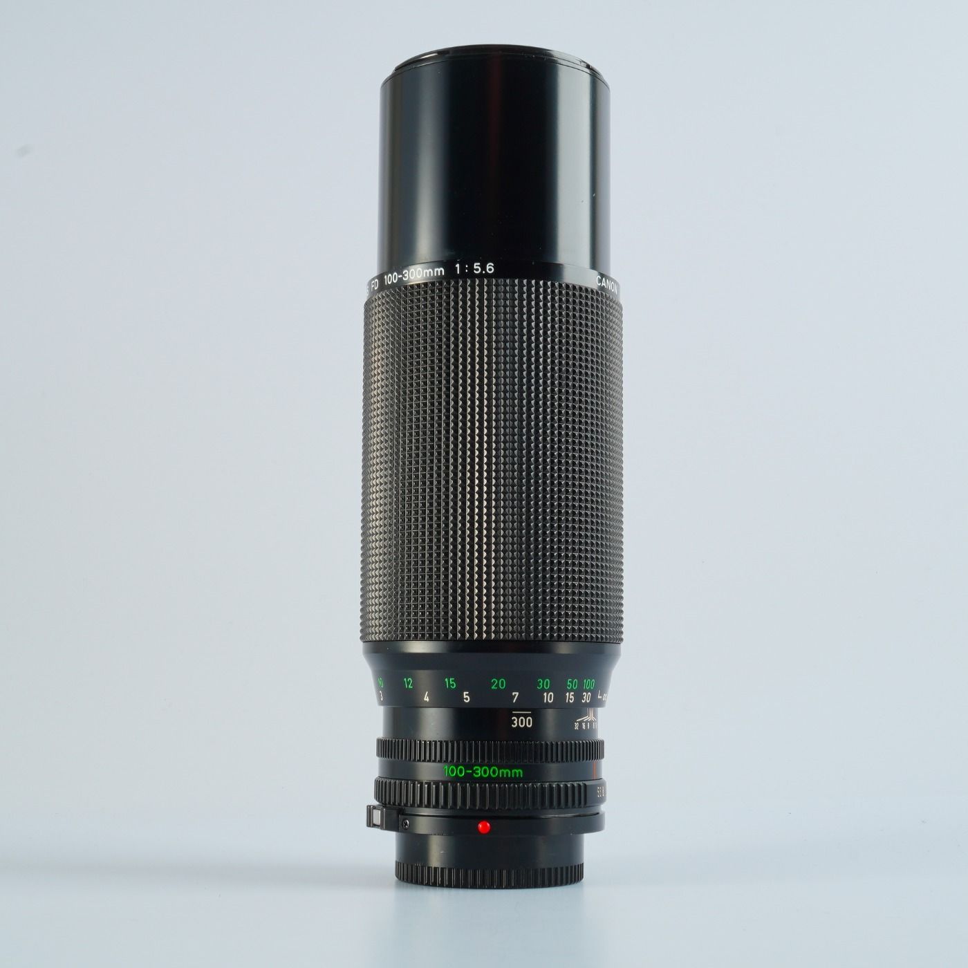 Canon FD 100-300mm f/5.6 ズームレンズ Canon-FD-100-300mm-f5.6L-Macro.jpg