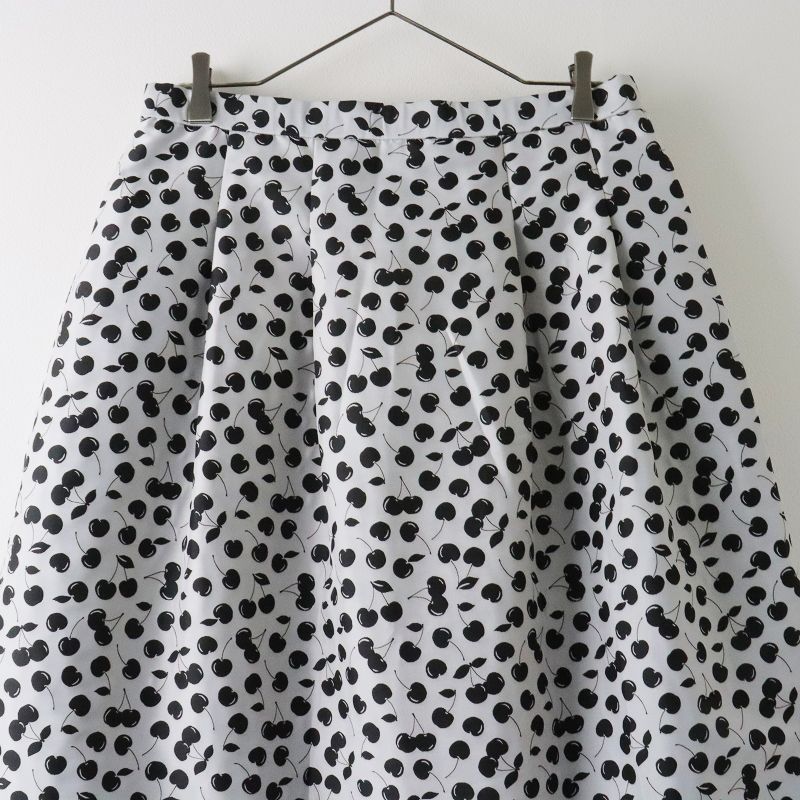 ローズティアラ Rose Tiara 未使用 大きいサイズ チェリージャガード