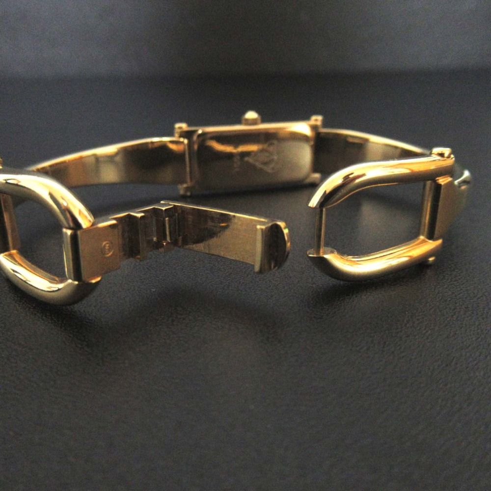 【正規品】グッチ QZ 2400L バングルウォッチ レディース 時計 ジャンク 楽天市場】gucci 2400の通販