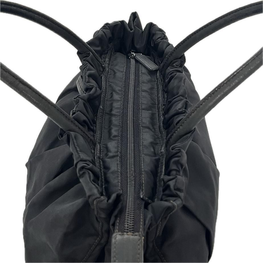 希少】PRADA プラダ 2way ショルダーバッグ ハンドバッグ リボン 三角