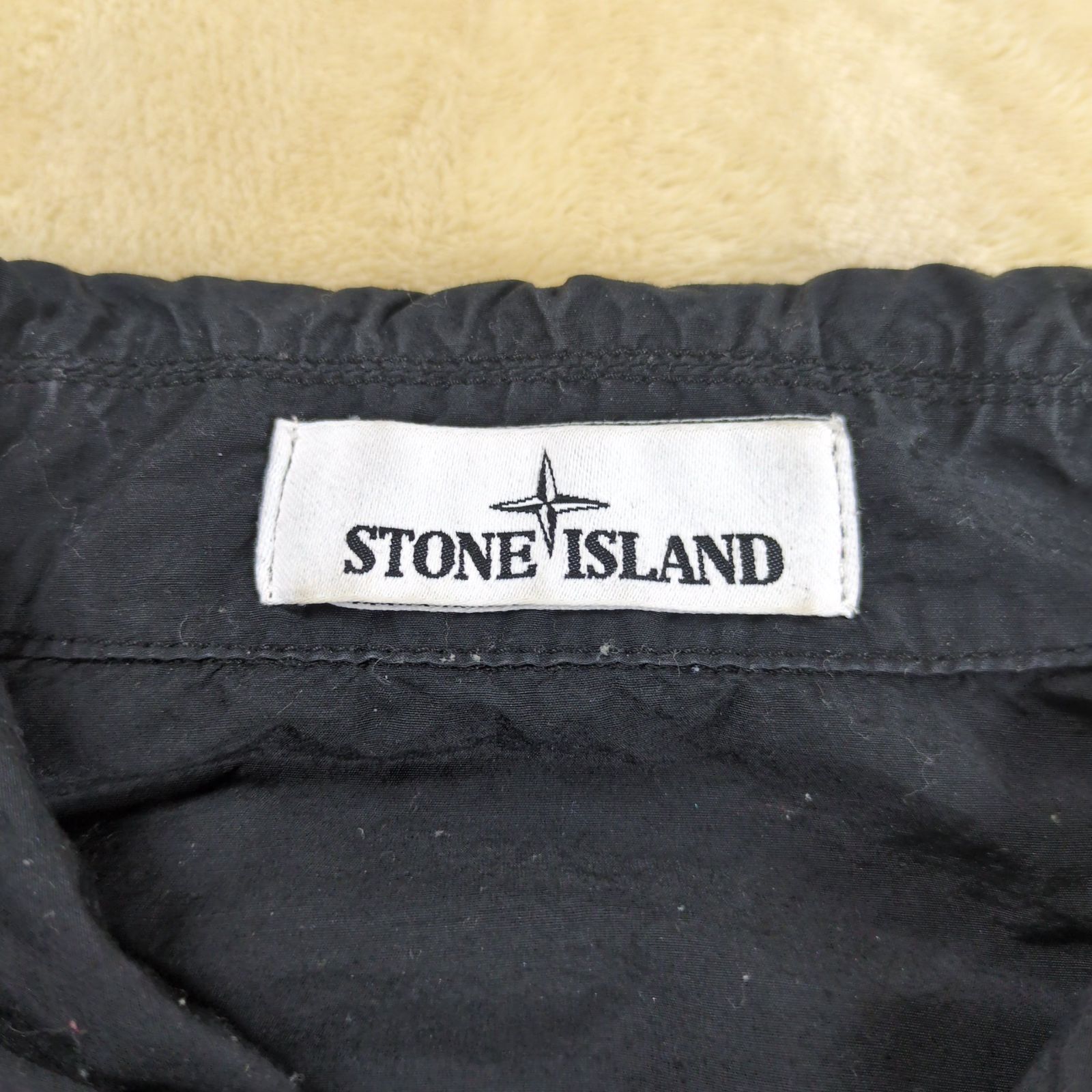 希少】STONE ISLAND Naslan Light ナイロンジャケット - メルカリ