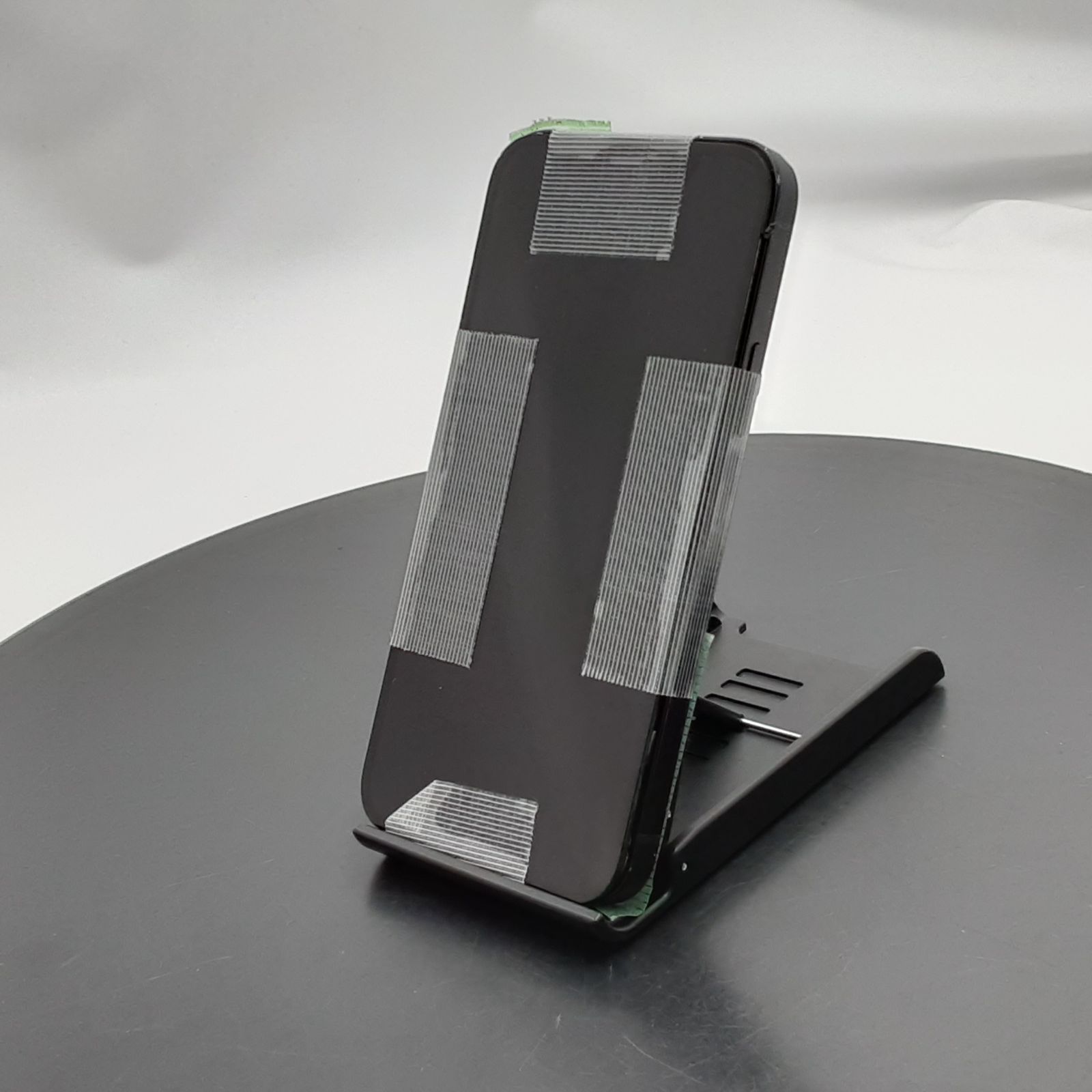 ☆ジャンク/起動×☆Apple iPhone 12 64GB ブラック MGHN3 J/A キャリア